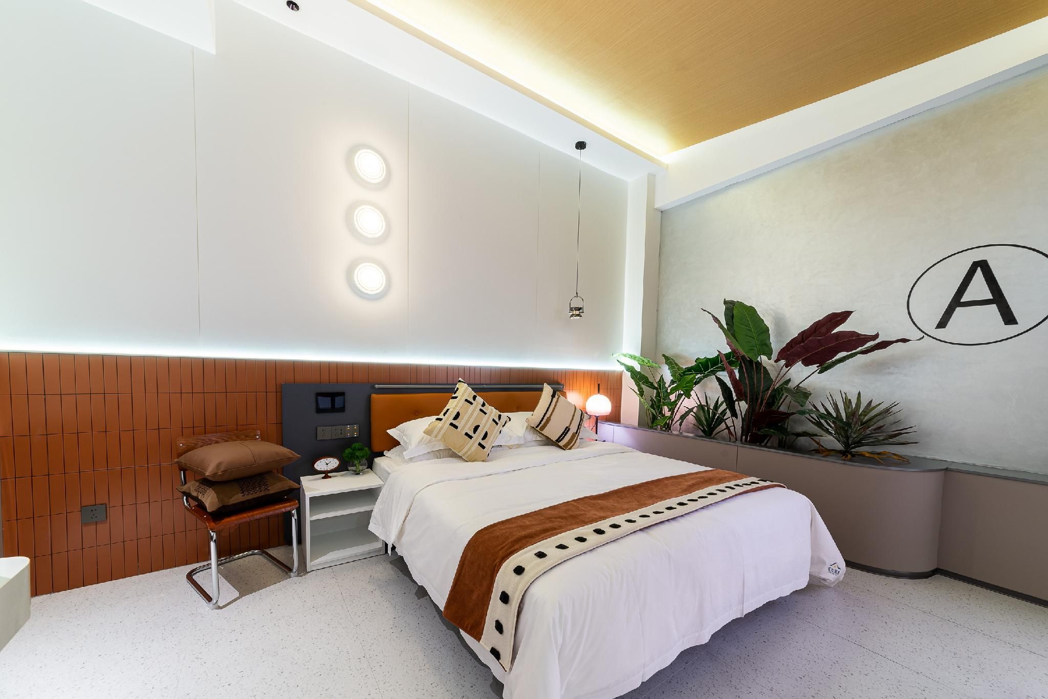 Sands Premier King Garden View