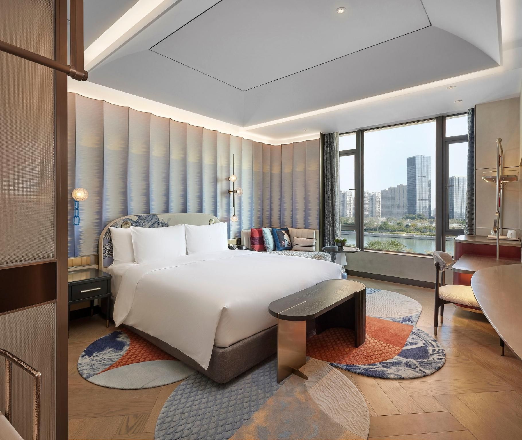 1 King Bed Premium Lake View