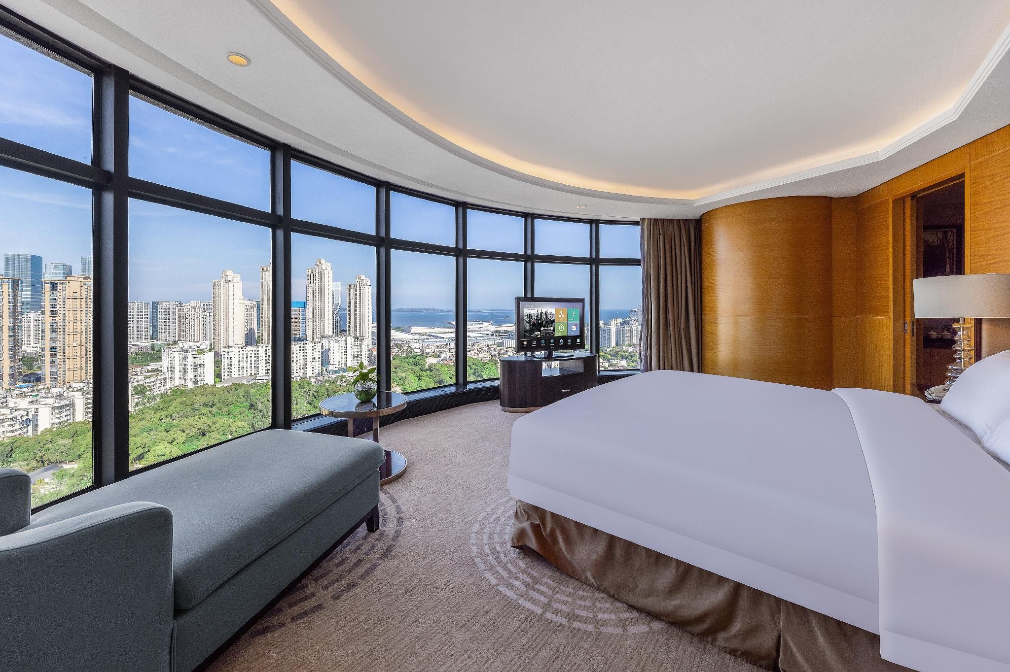 Senior Suite Panoramic Ocean View