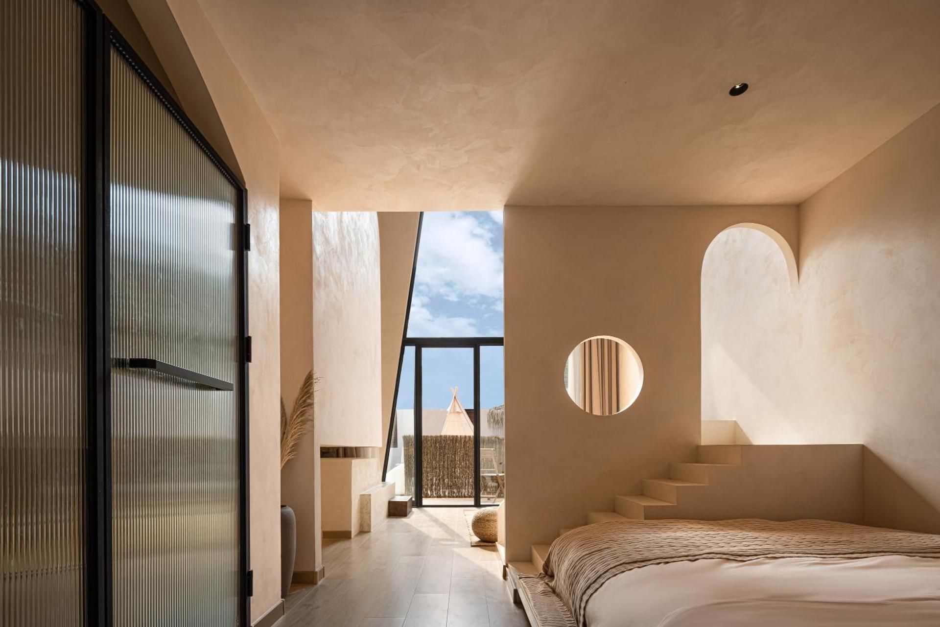 Loft Courtyard Family Twin Suite