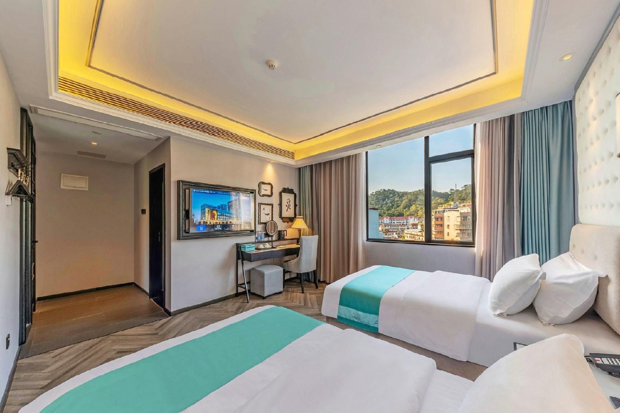 Xana - Deluxe Bed Room