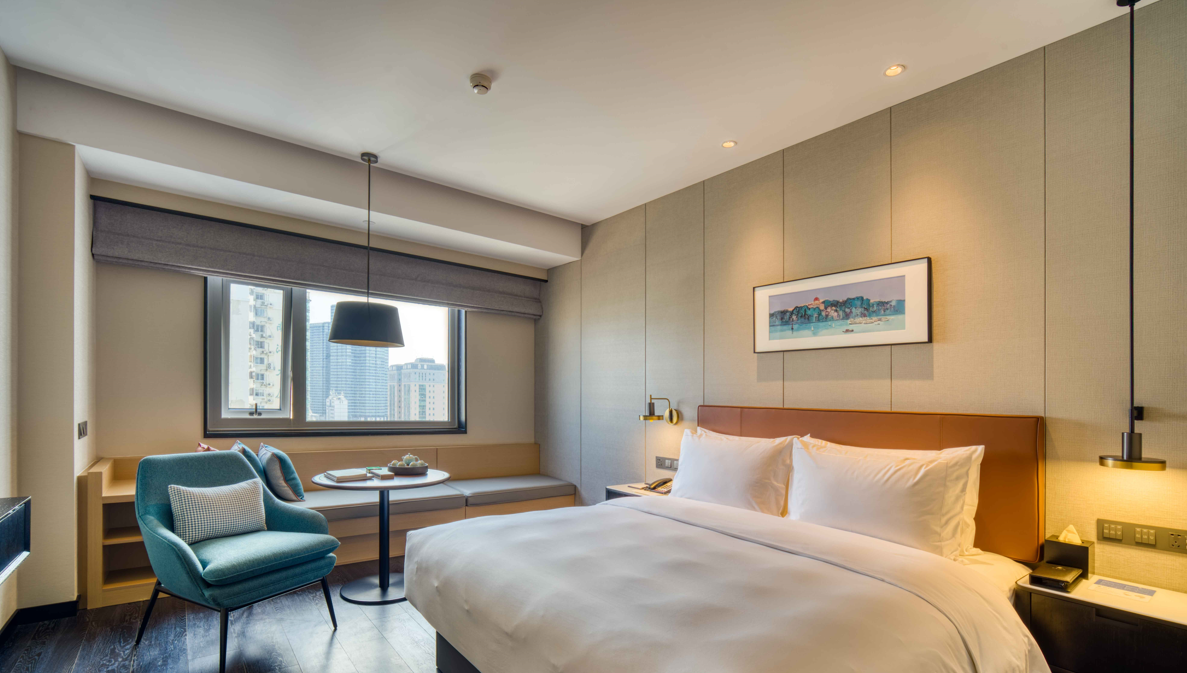 Grand Deluxe King Room