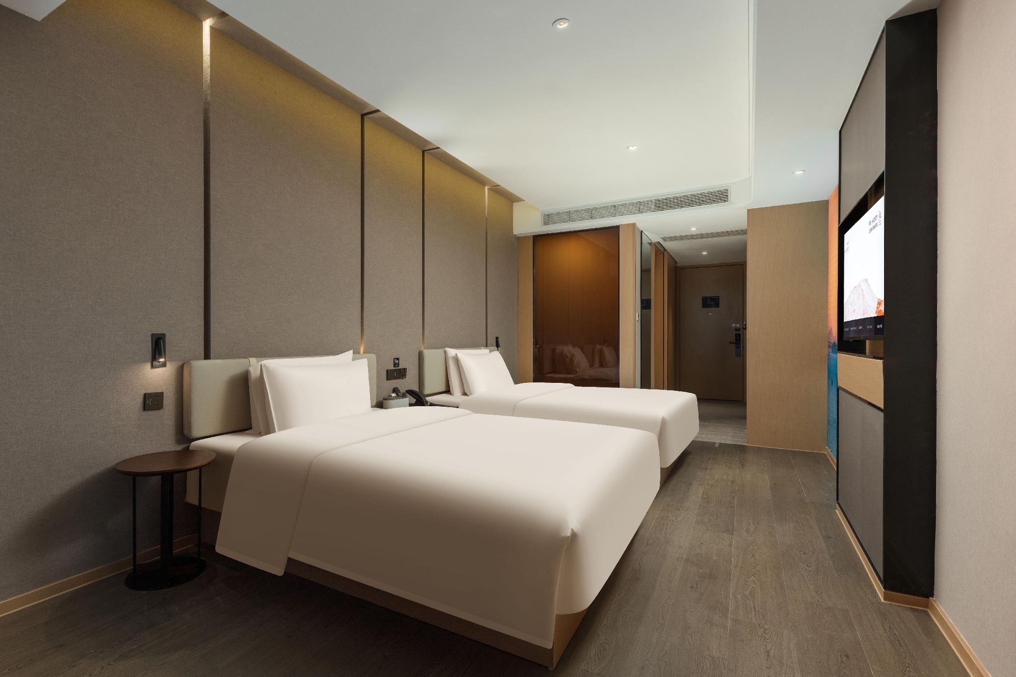 Atour - Elegant Twin Bed Room