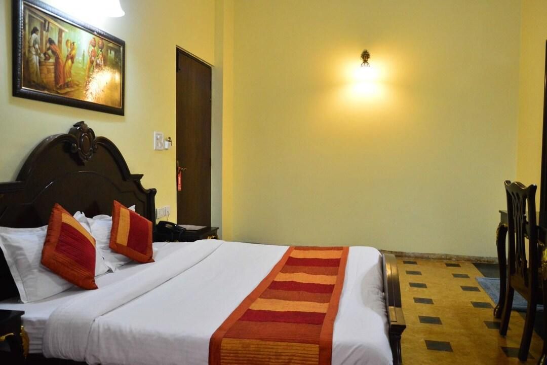 Super Deluxe Room