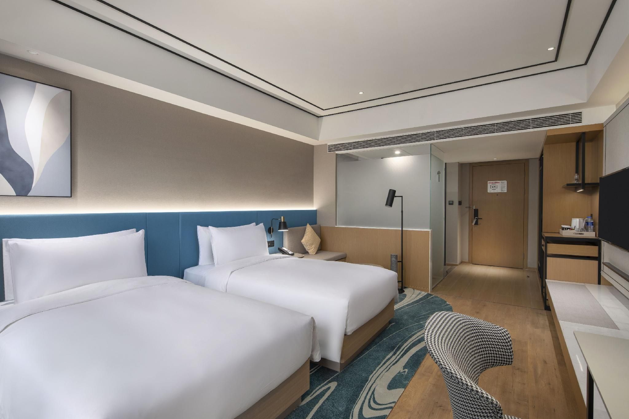 Hilton Garden Inn Xiamen Bailuzhou Park Twin Superior Room 2