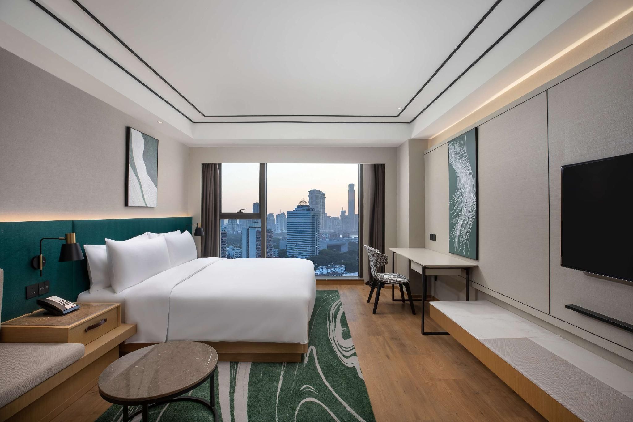 King Accessible Room