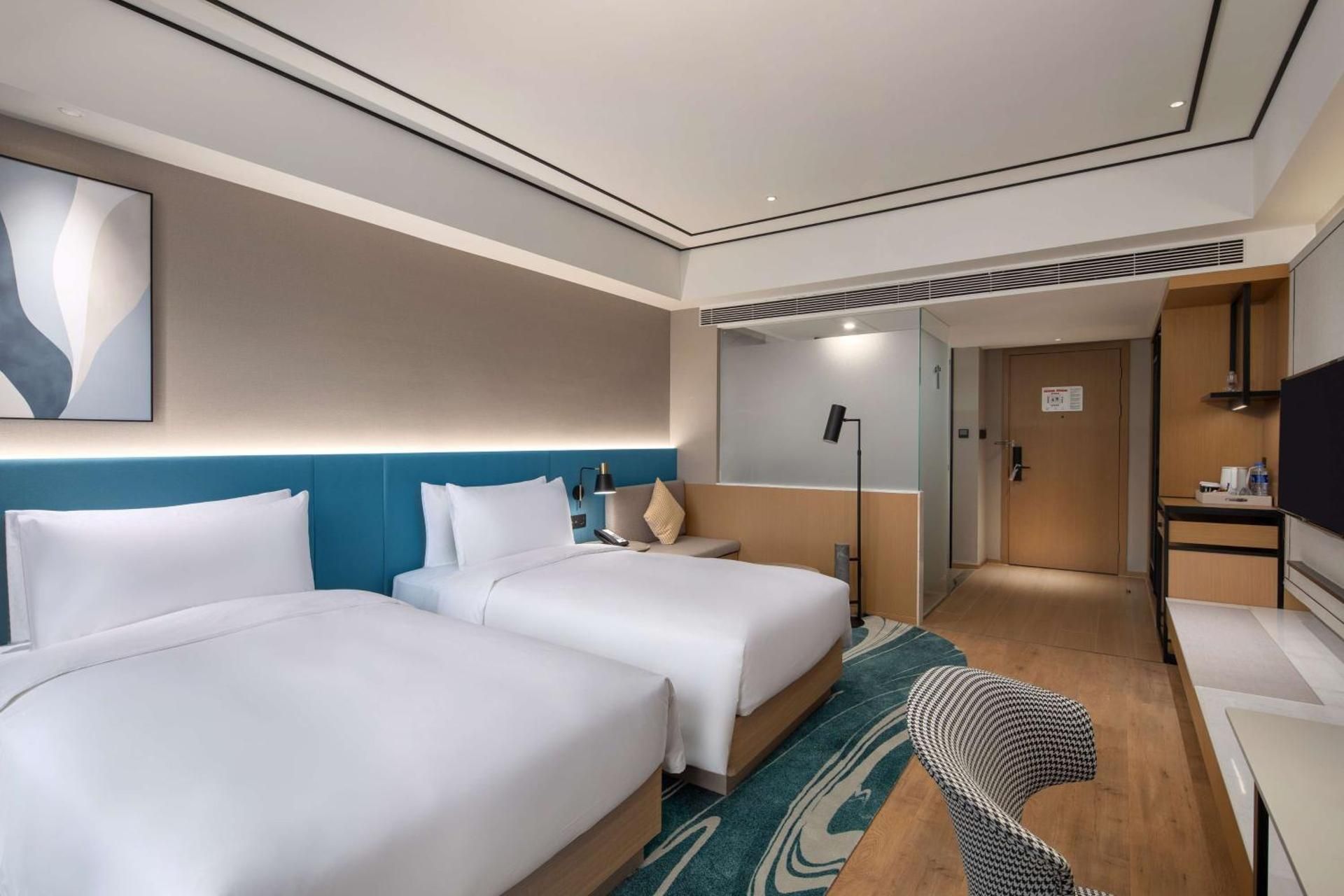 Superior Twin Room - Lake View