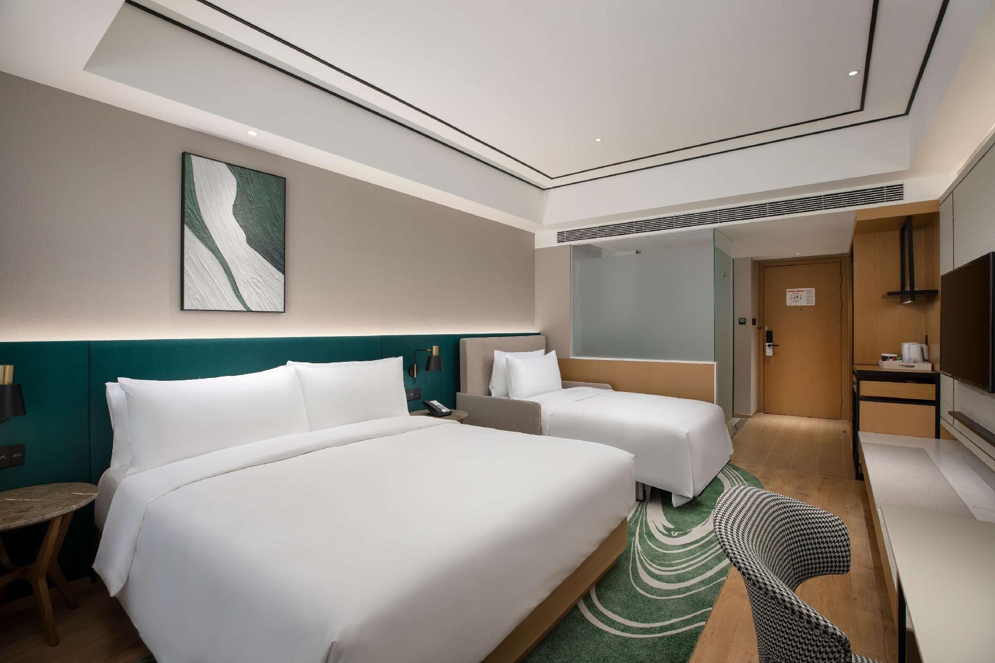 King Superior Lake View Room With Sofa Bed