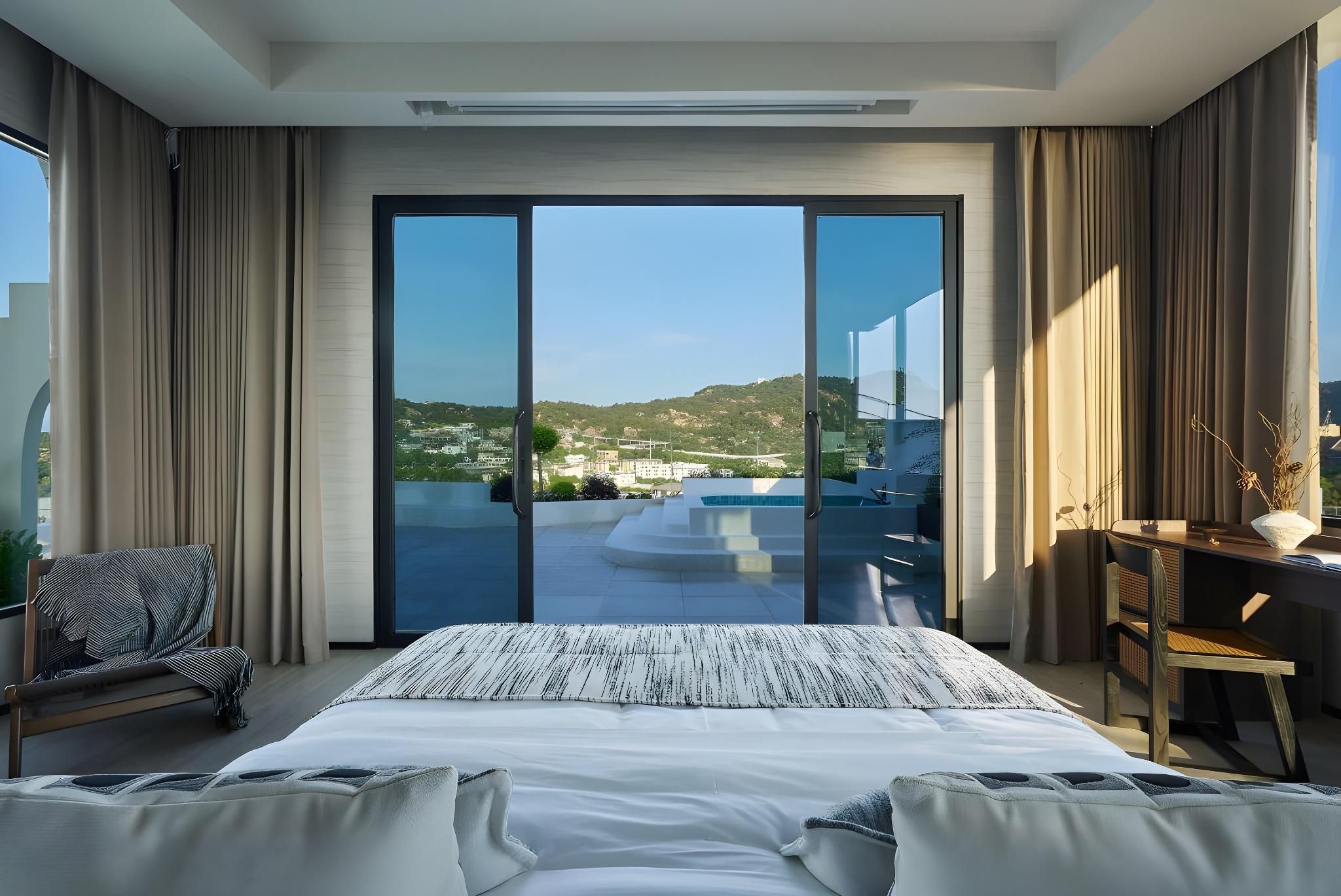 Executive Sea View