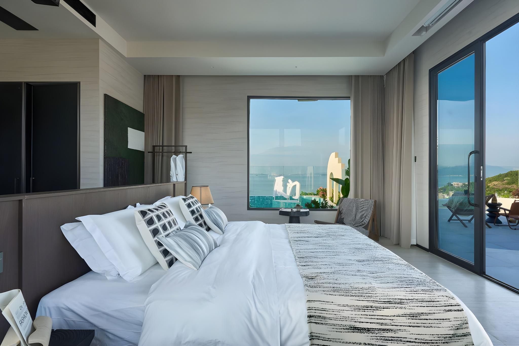 Executive Sea View