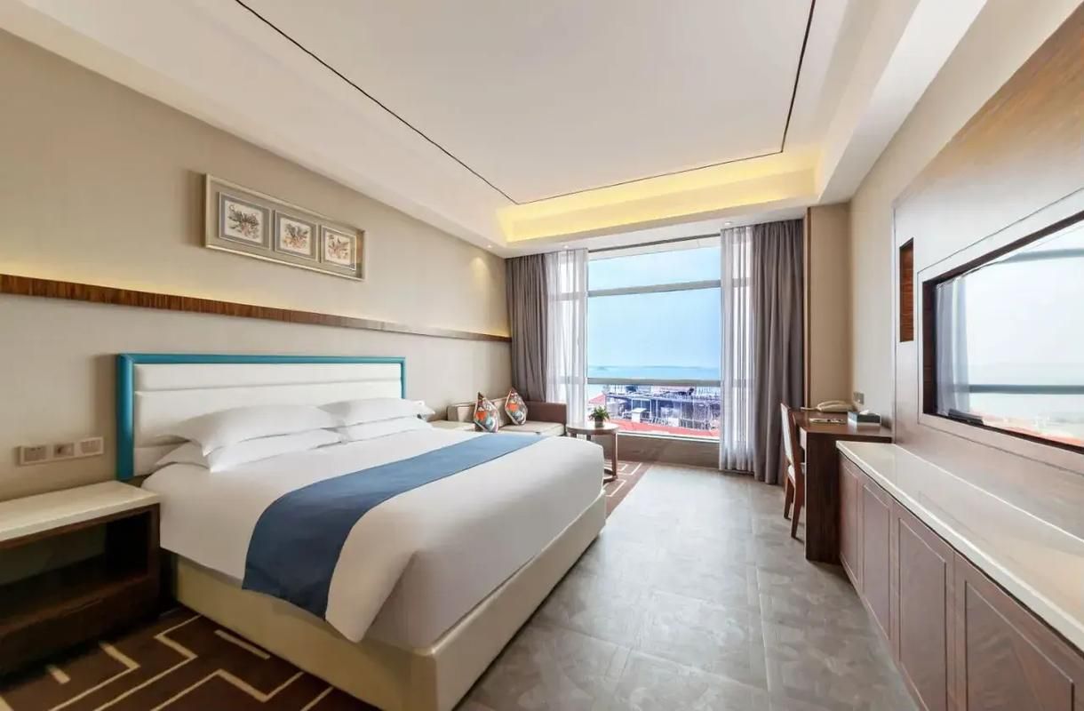 Deluxe Ocean View Room