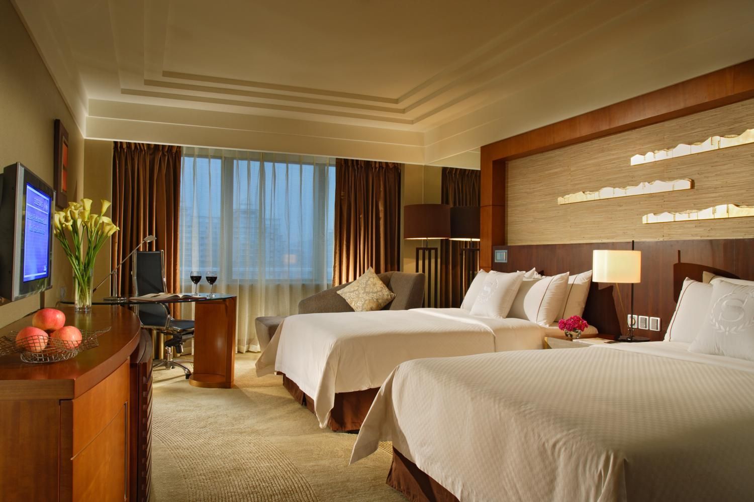 Club level, Guest room, 2 Double, City view, High floor