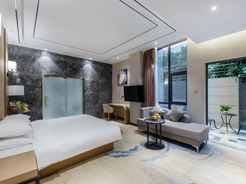 King Room with Garden View