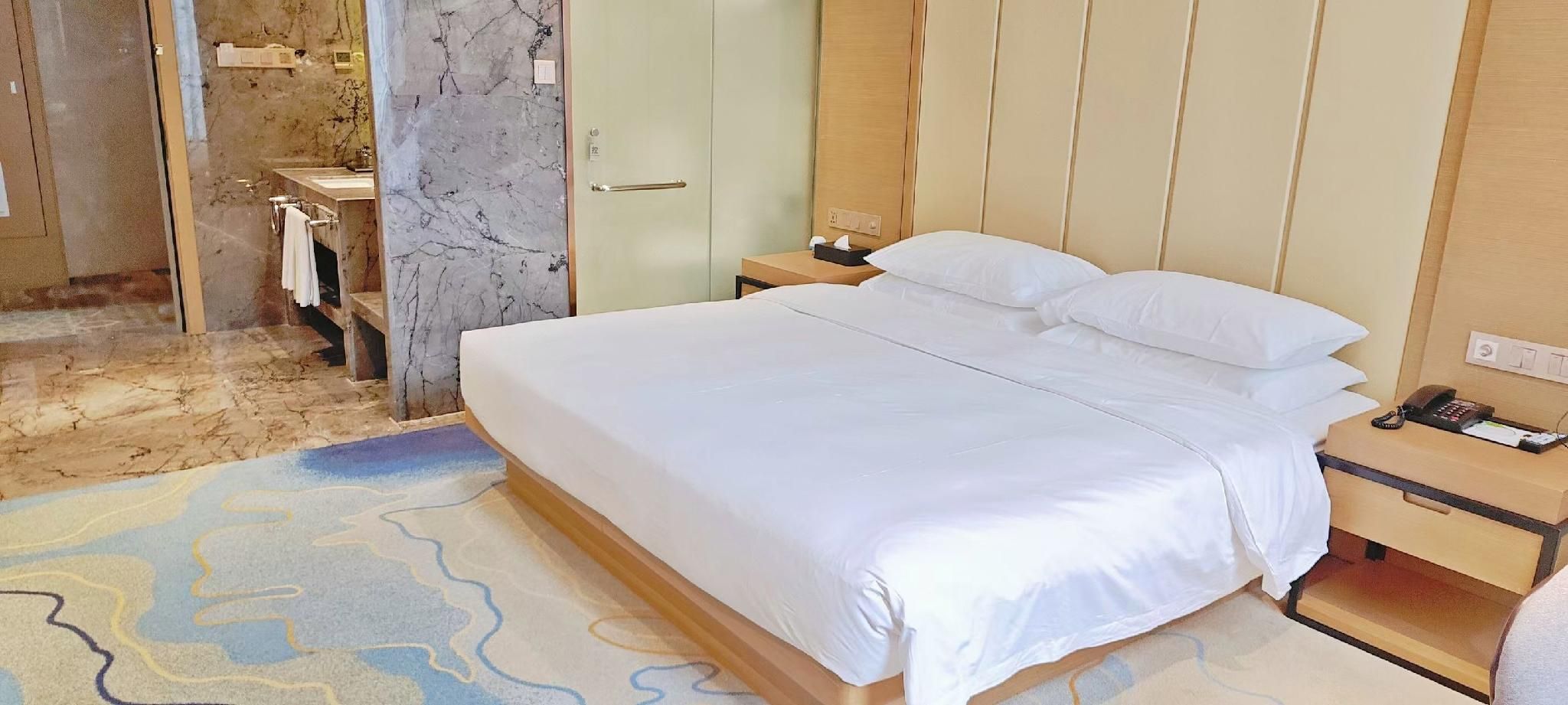 Vienna - 1 Bed Room with View