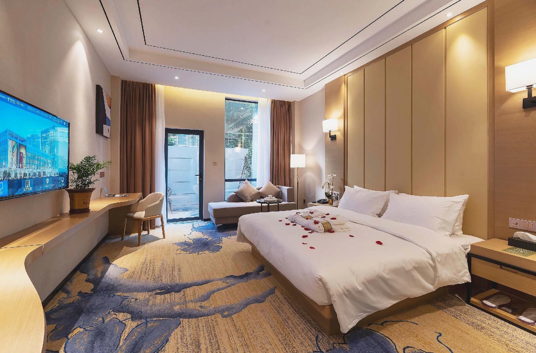 King Room with Garden View
