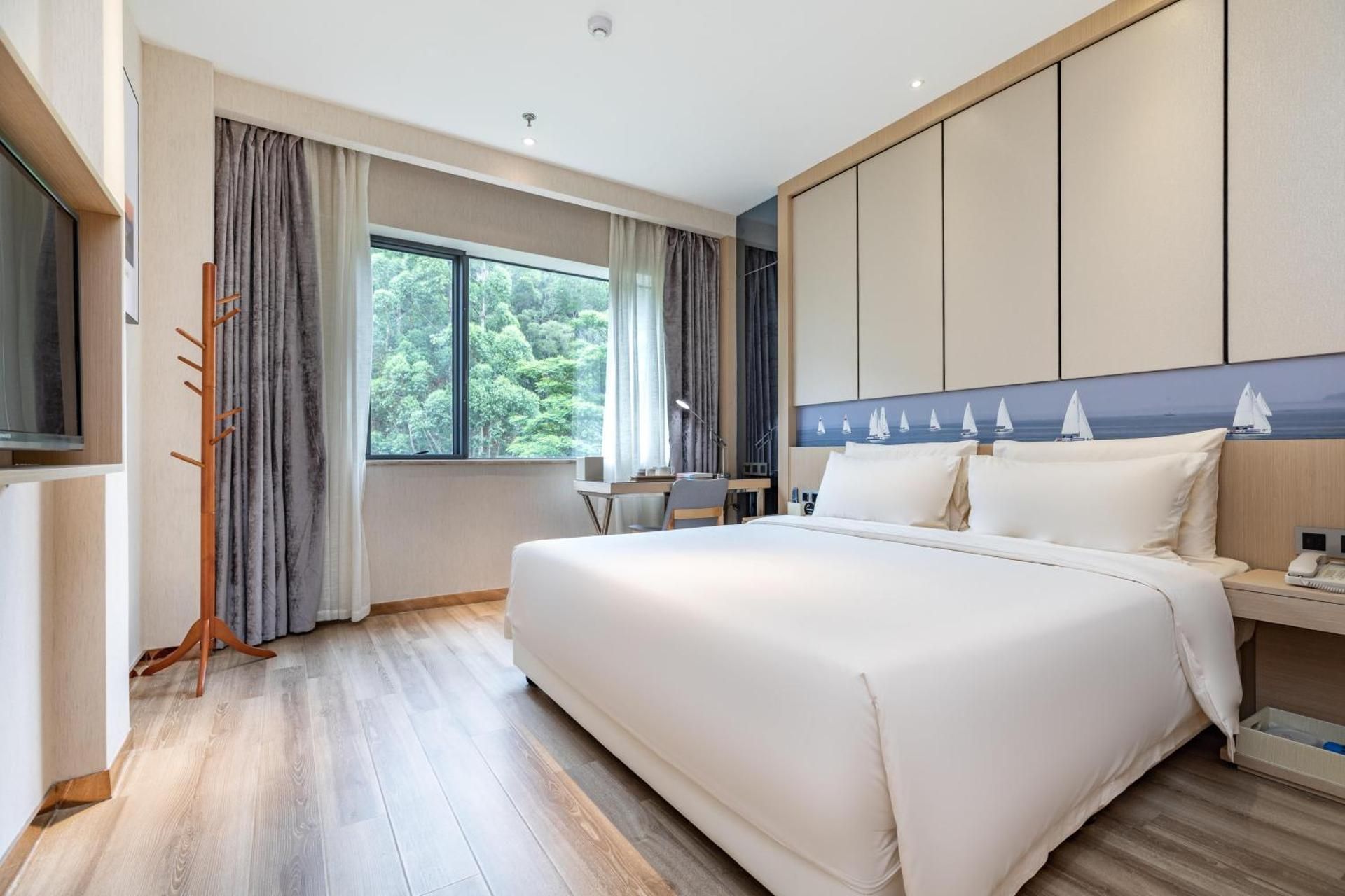 Atour Hotel Xiamen City Government Dongdu Passenger Transport Terminal Atour - Elegant Room