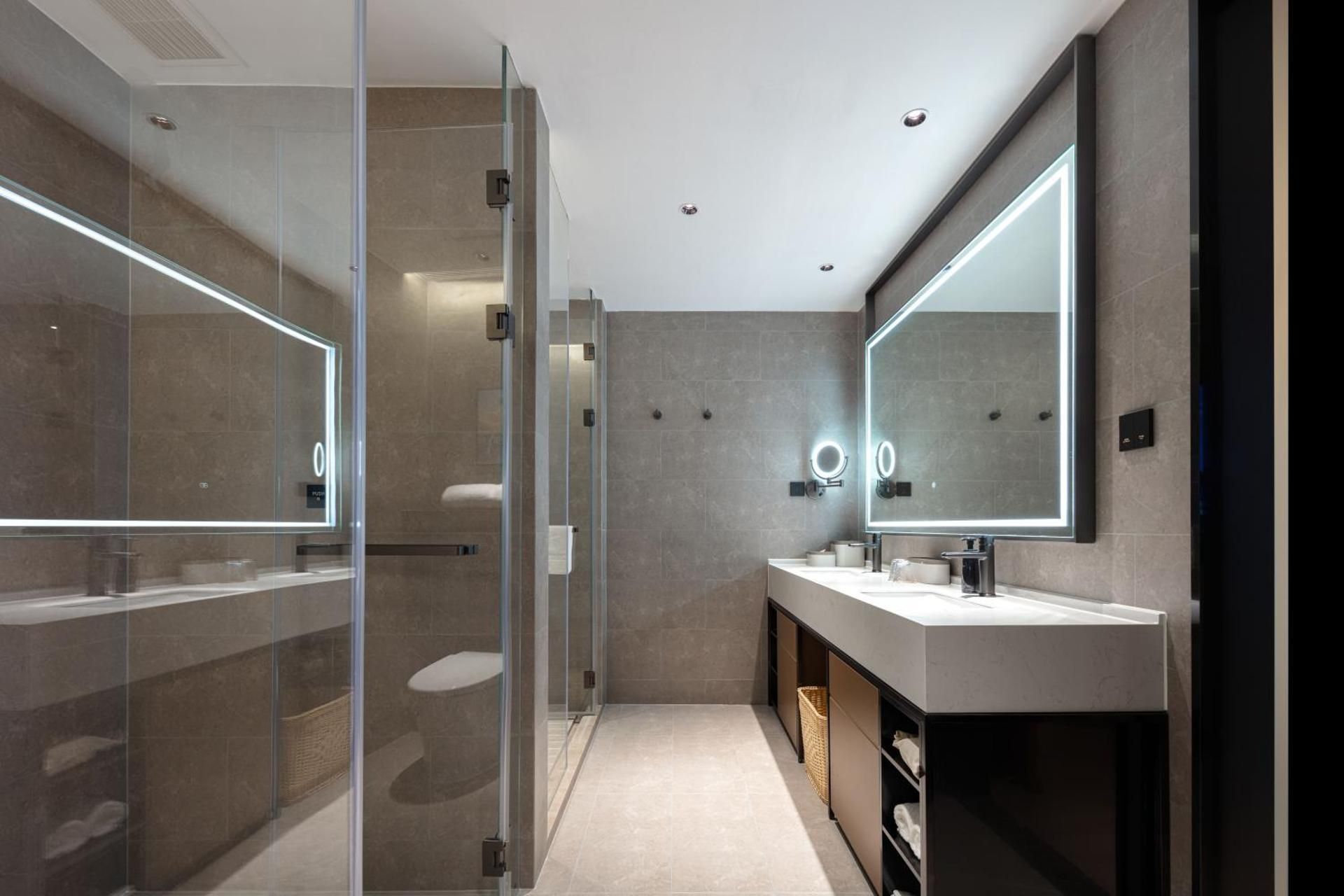 Atour - Premium Suite with City View