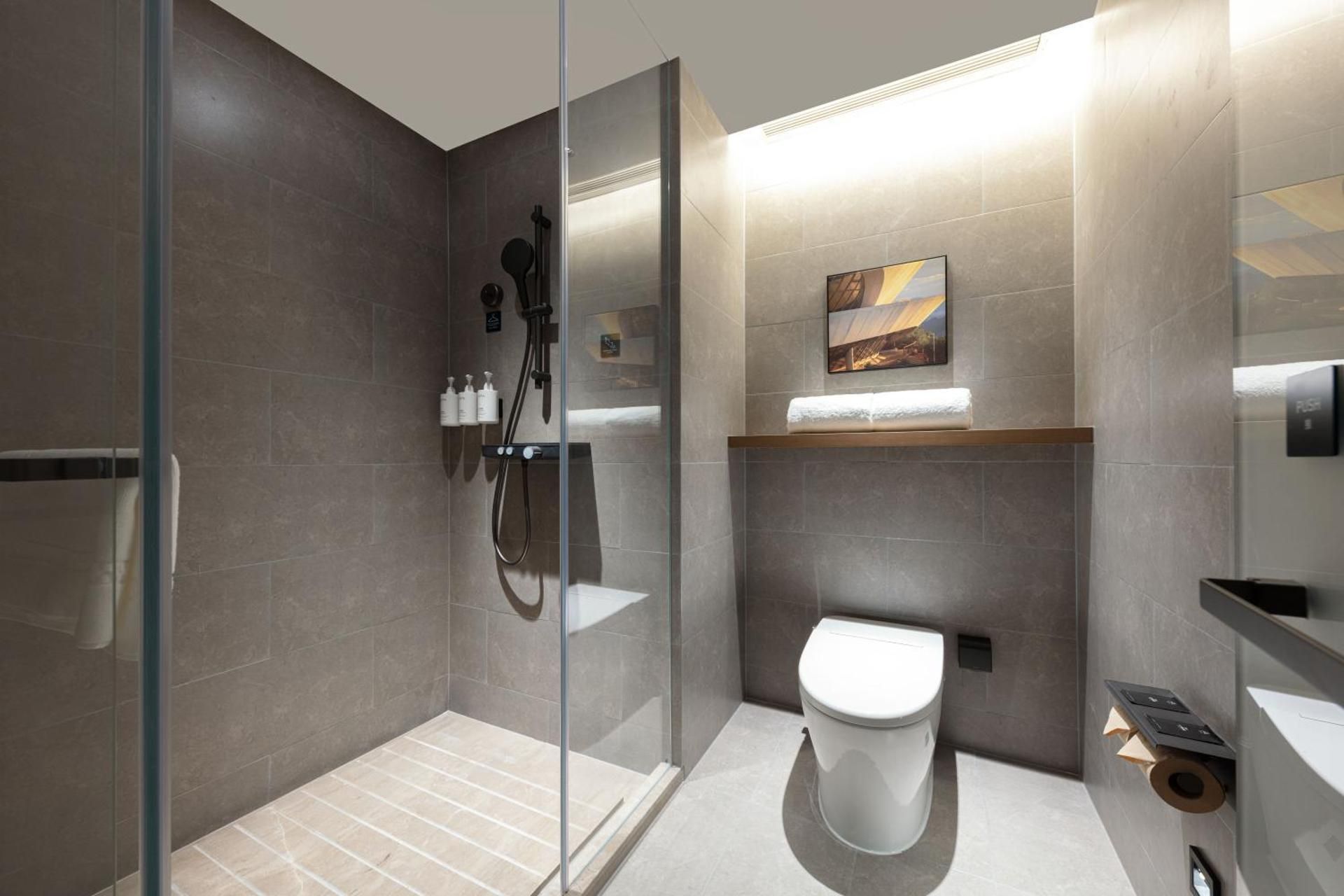 Premier Double Room with Courtyard