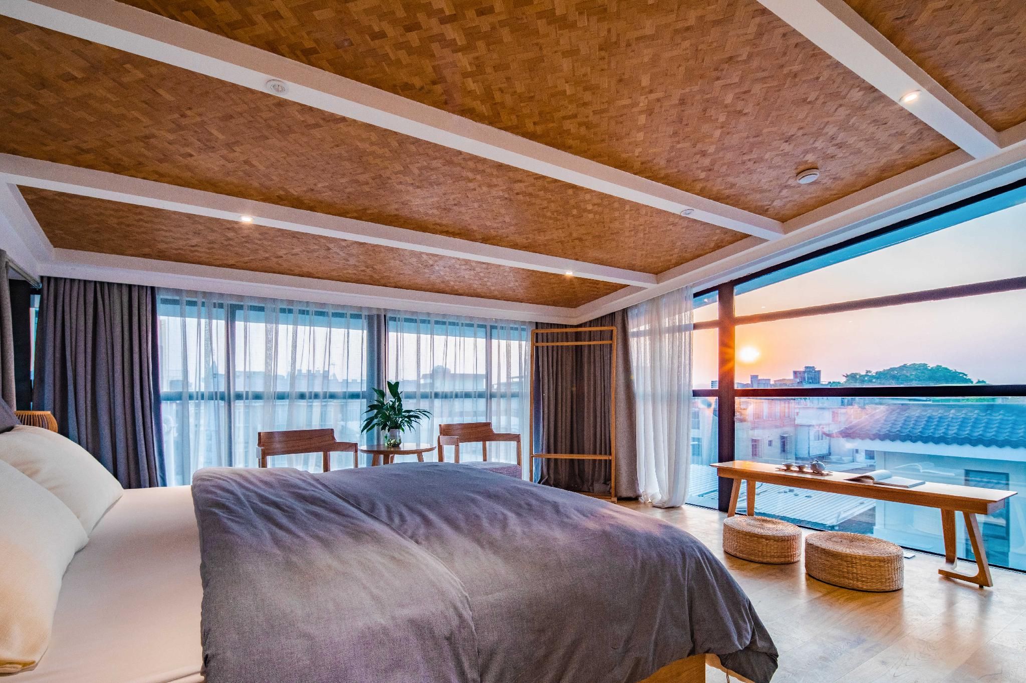 Suite with View