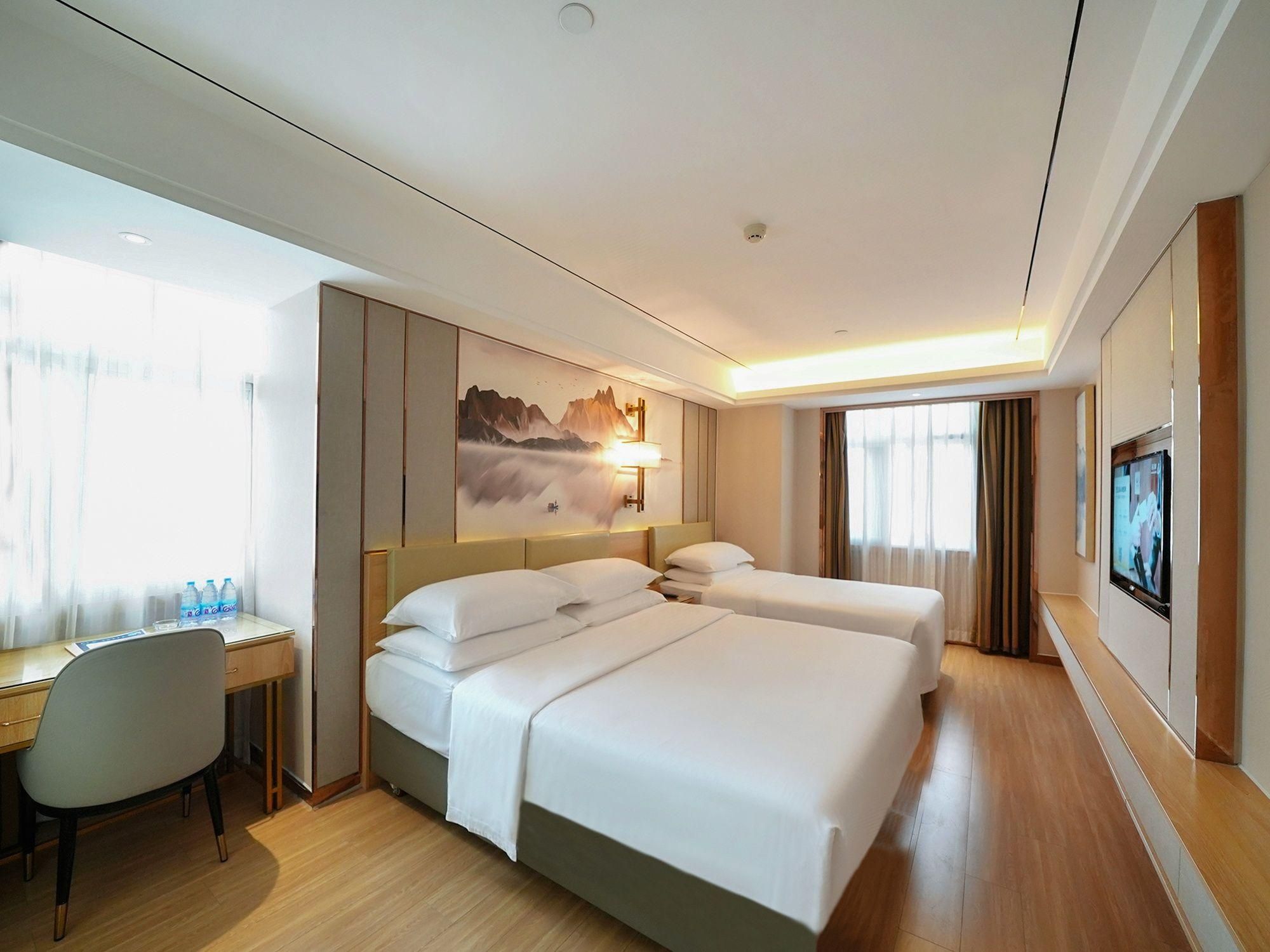 Vienna - Bonding Room With Twin Bed