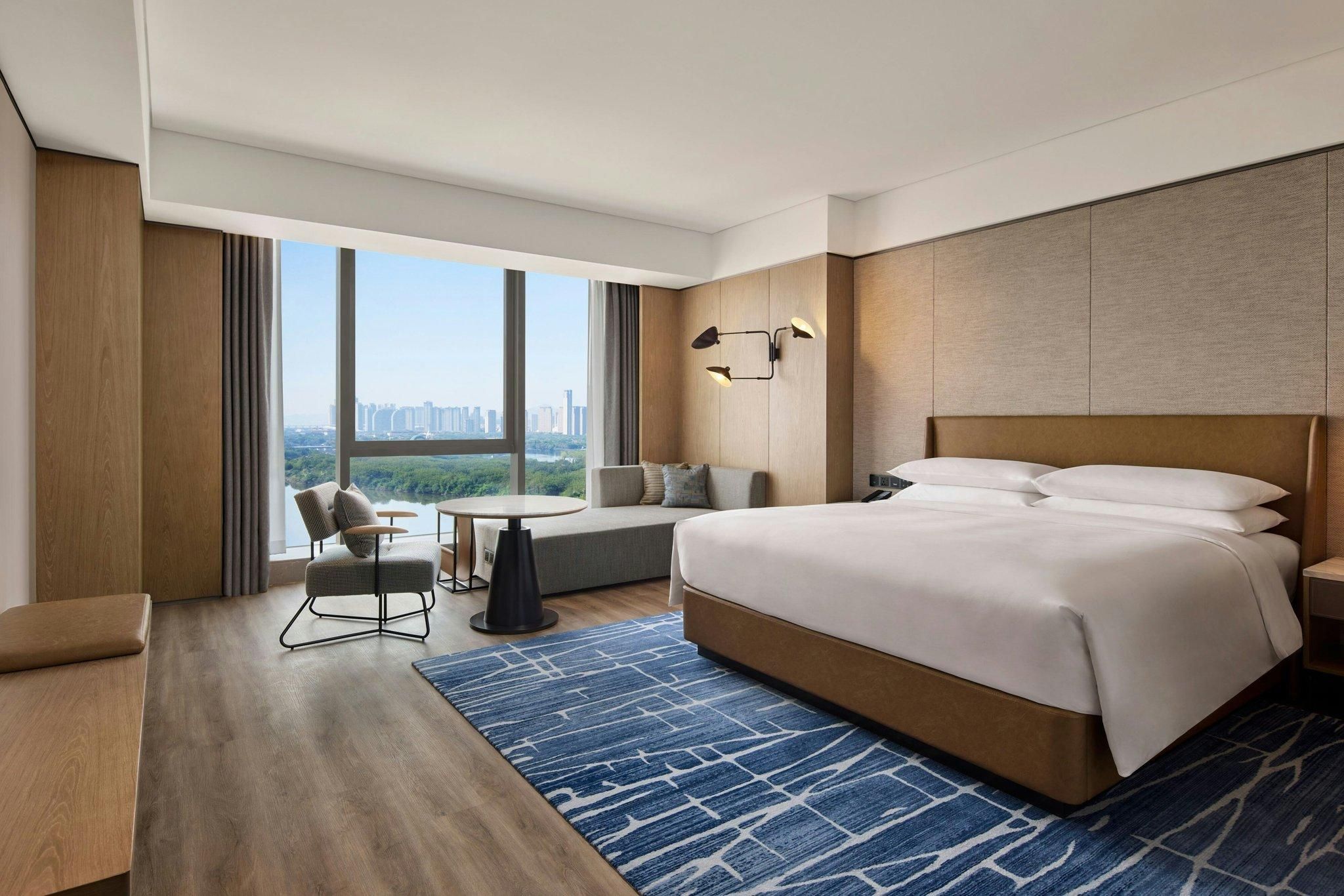 Deluxe Bay View King, Guest room, 1 King, Bay view