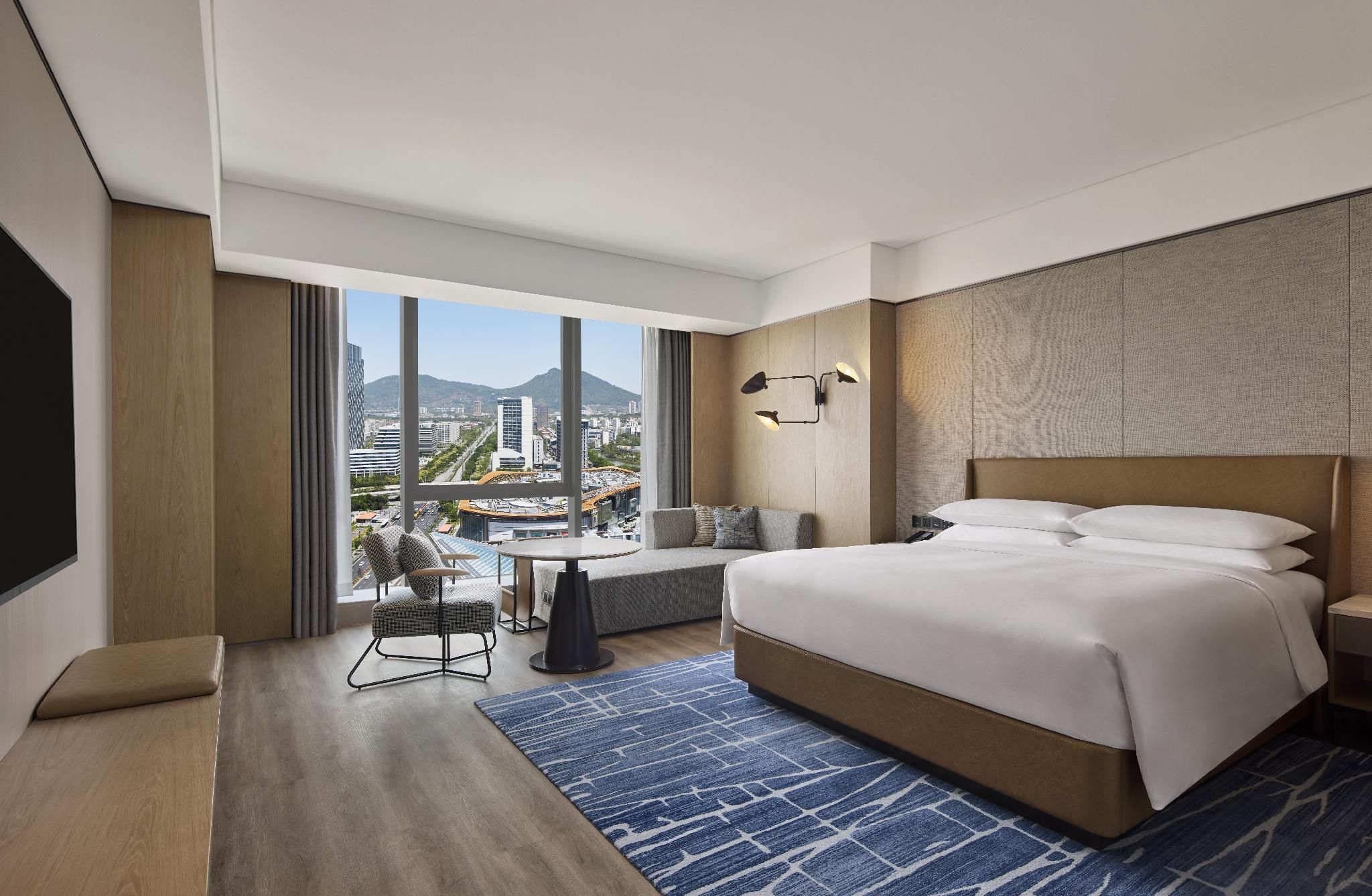 Club King, Club lounge access, Guest room, 1 King