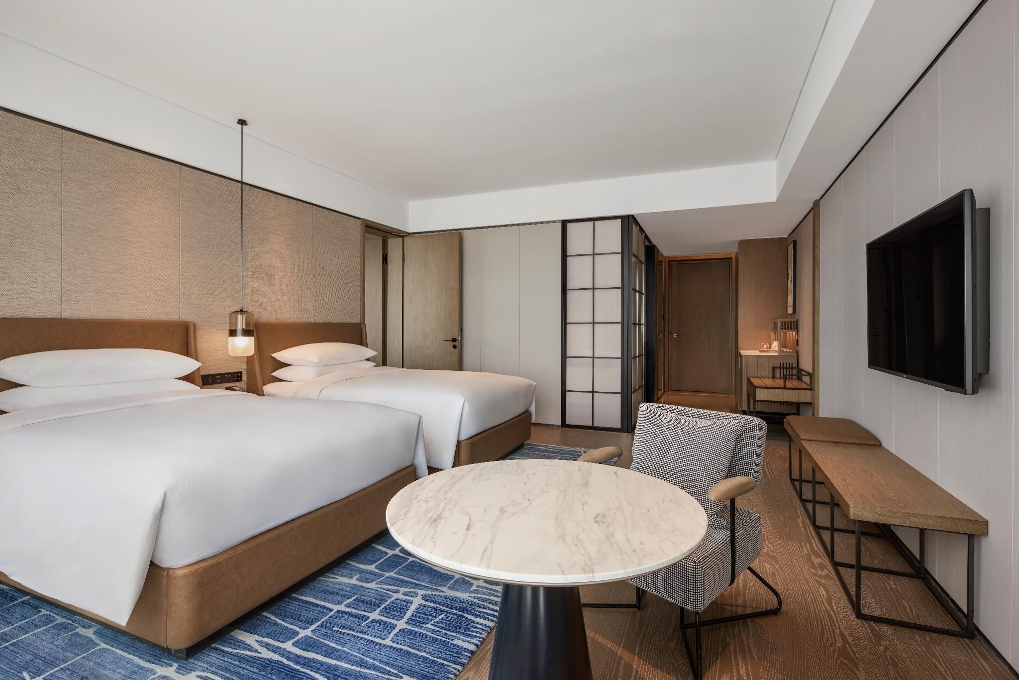 Presidential Suite, Club lounge access, Suite, Bedroom 1: 1 King, Bedroom 2: 2 Twin, Bay view