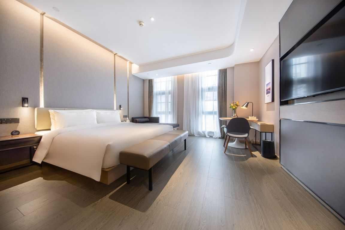 Executive room, Guest room, 1 Queen