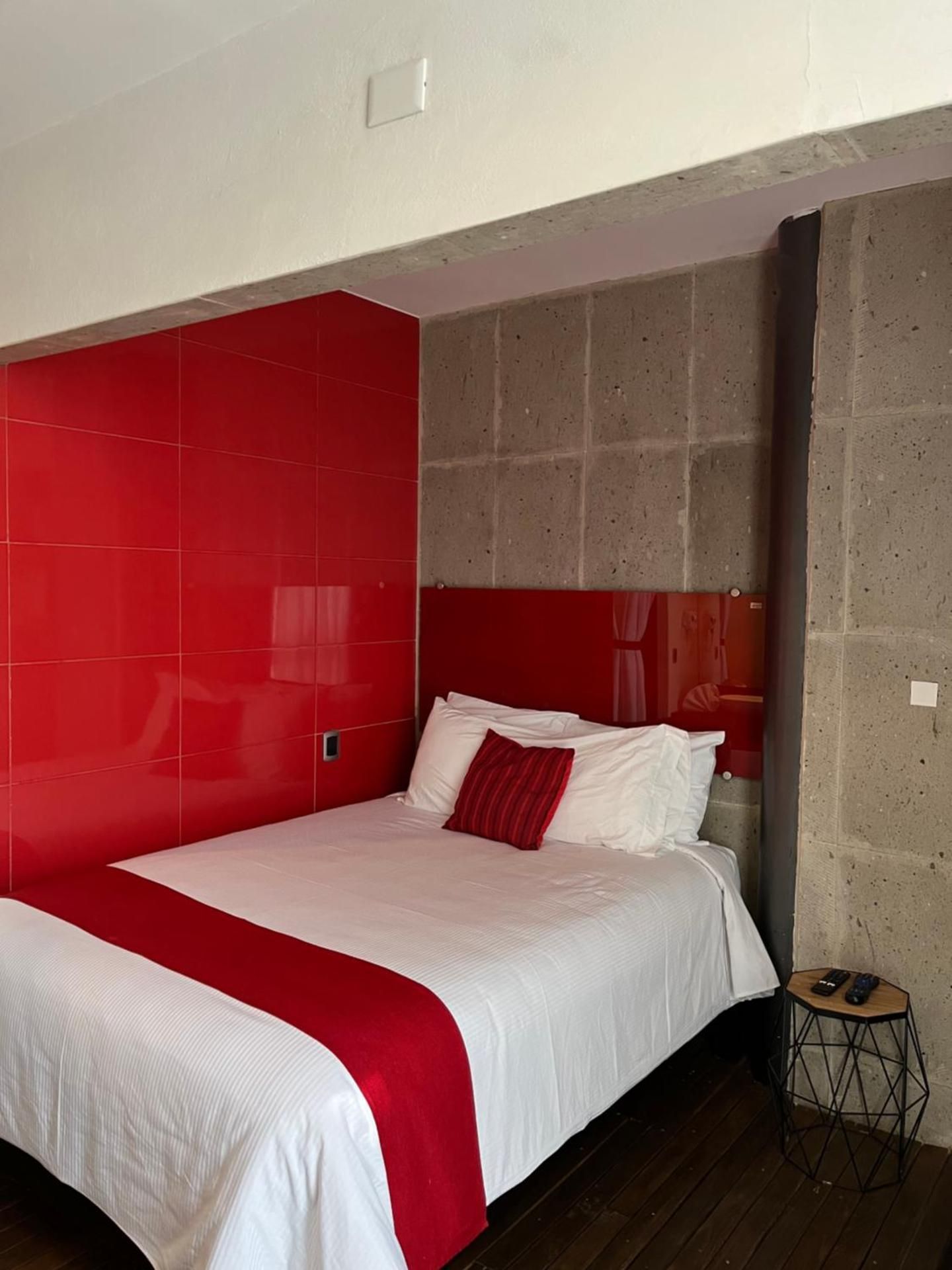 Large Single Room