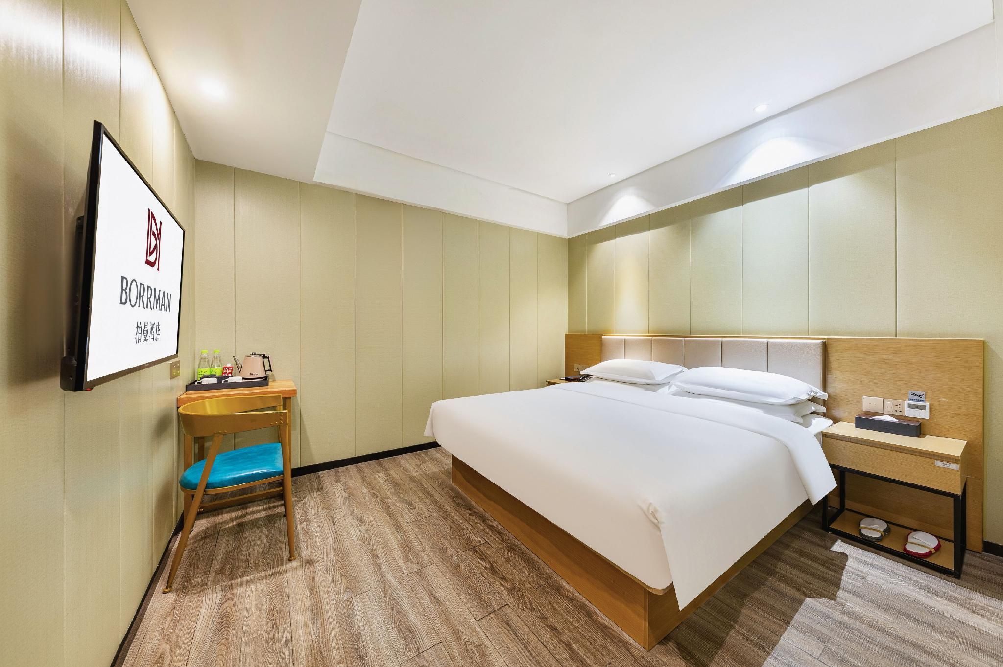 Comfort Room with Single Bed