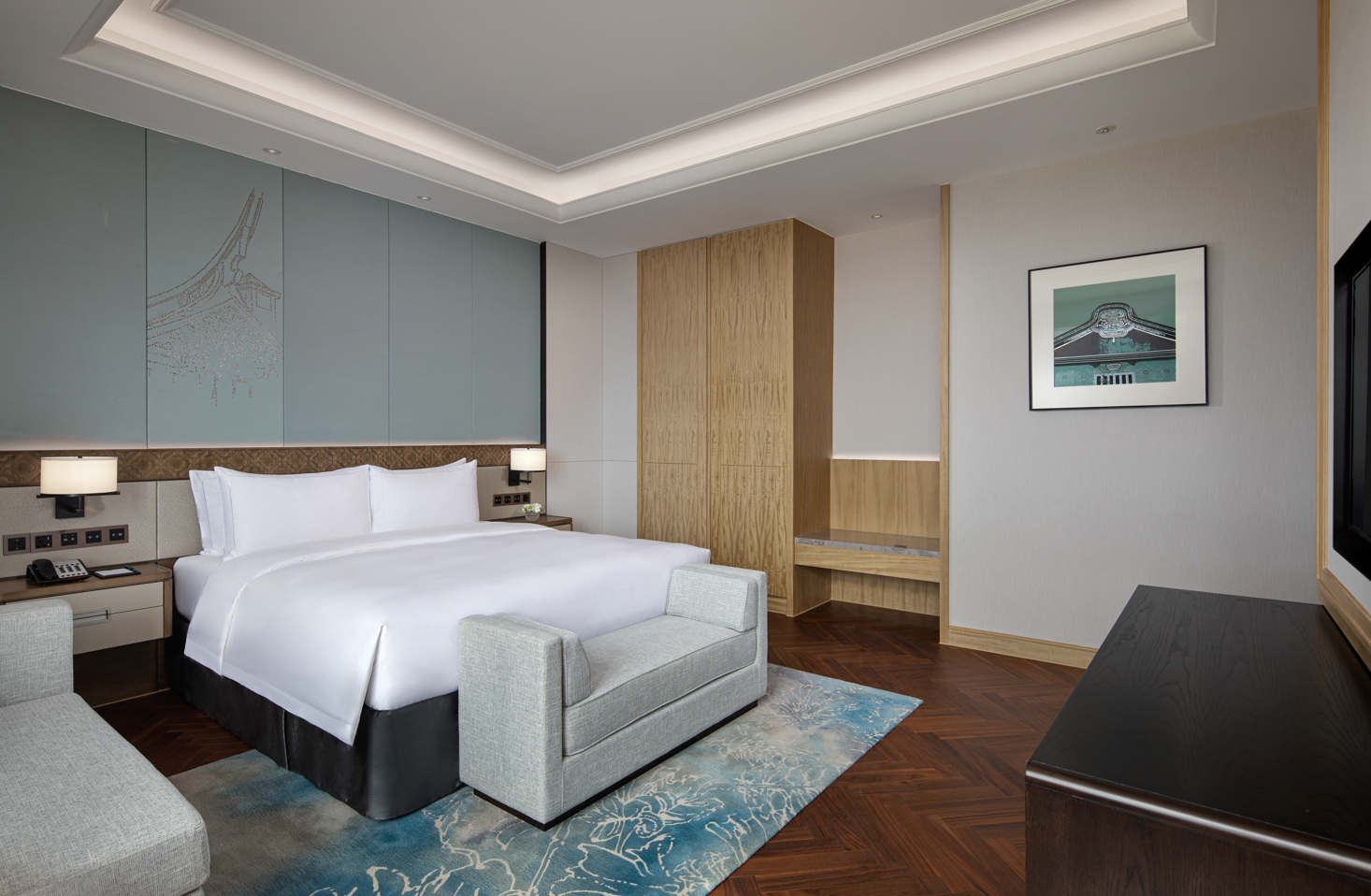 Deluxe King Bed Room
