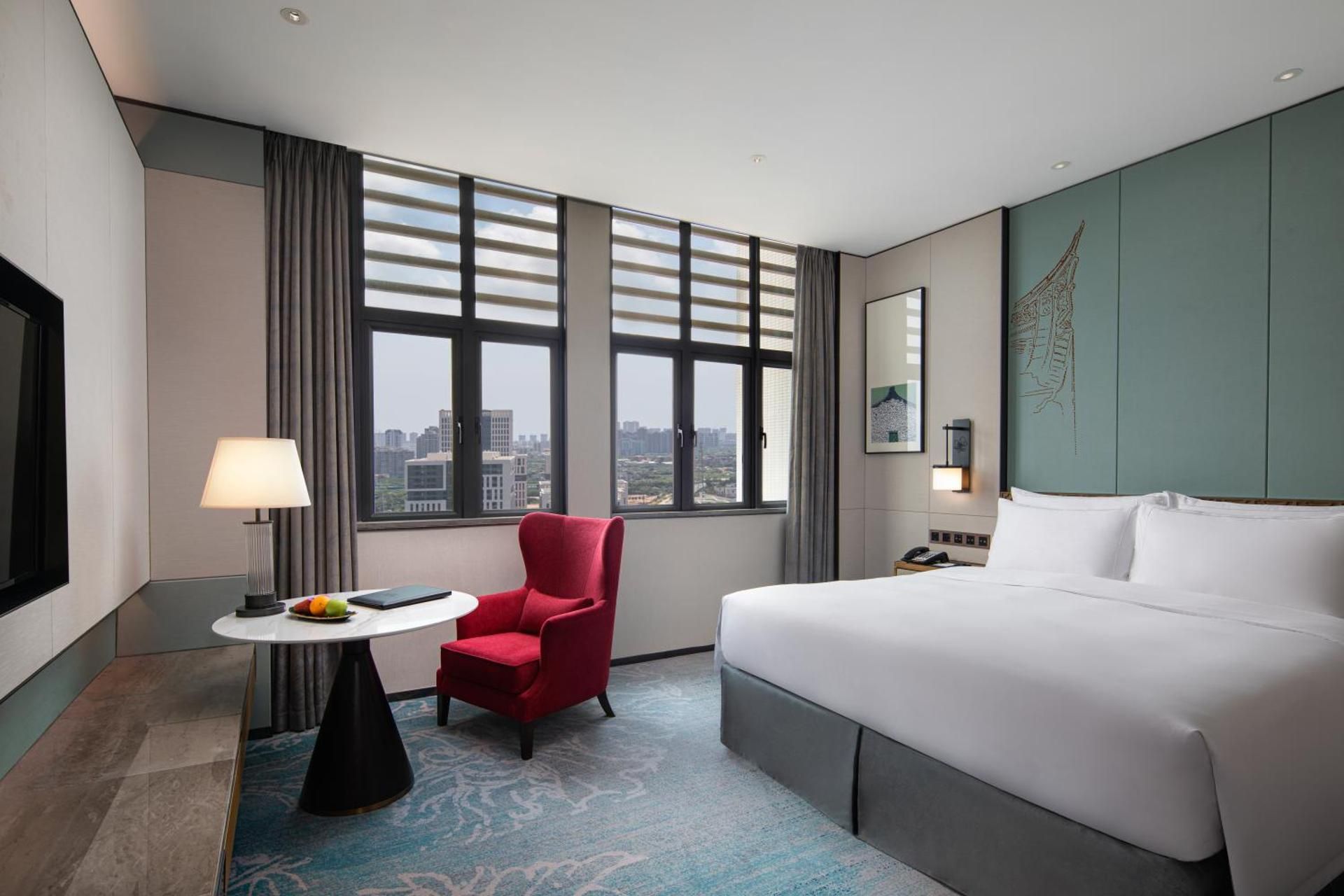 Superior Premier King Room