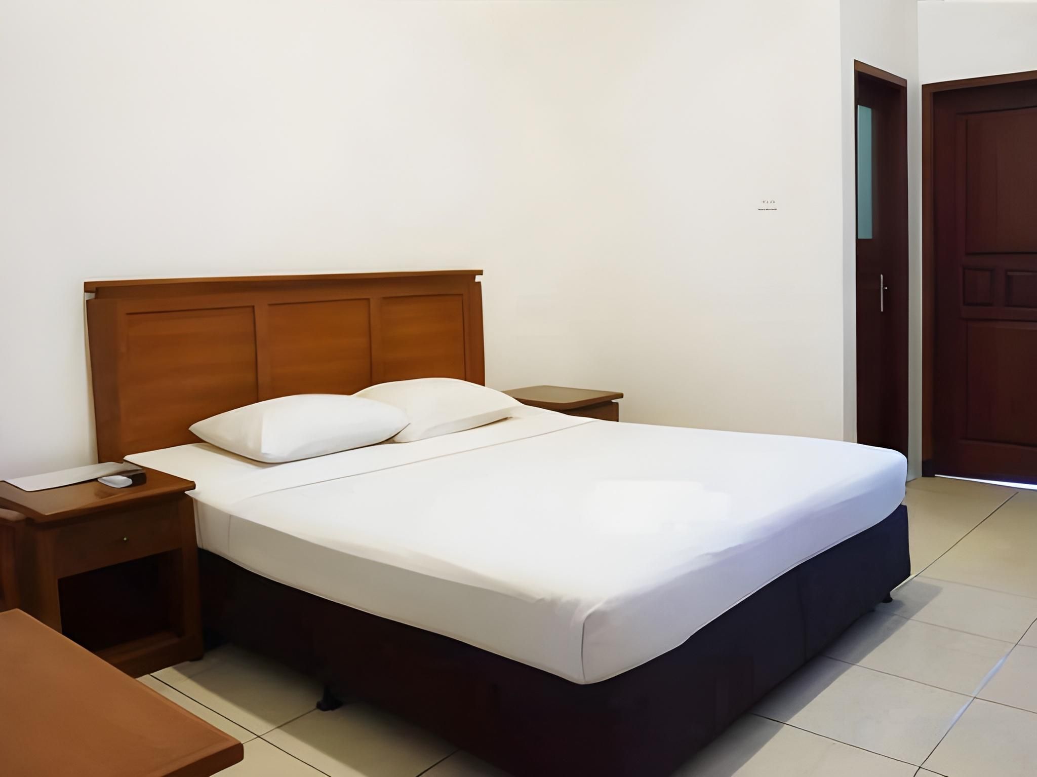 BJ Perdana Hotel Superior Rooms 3