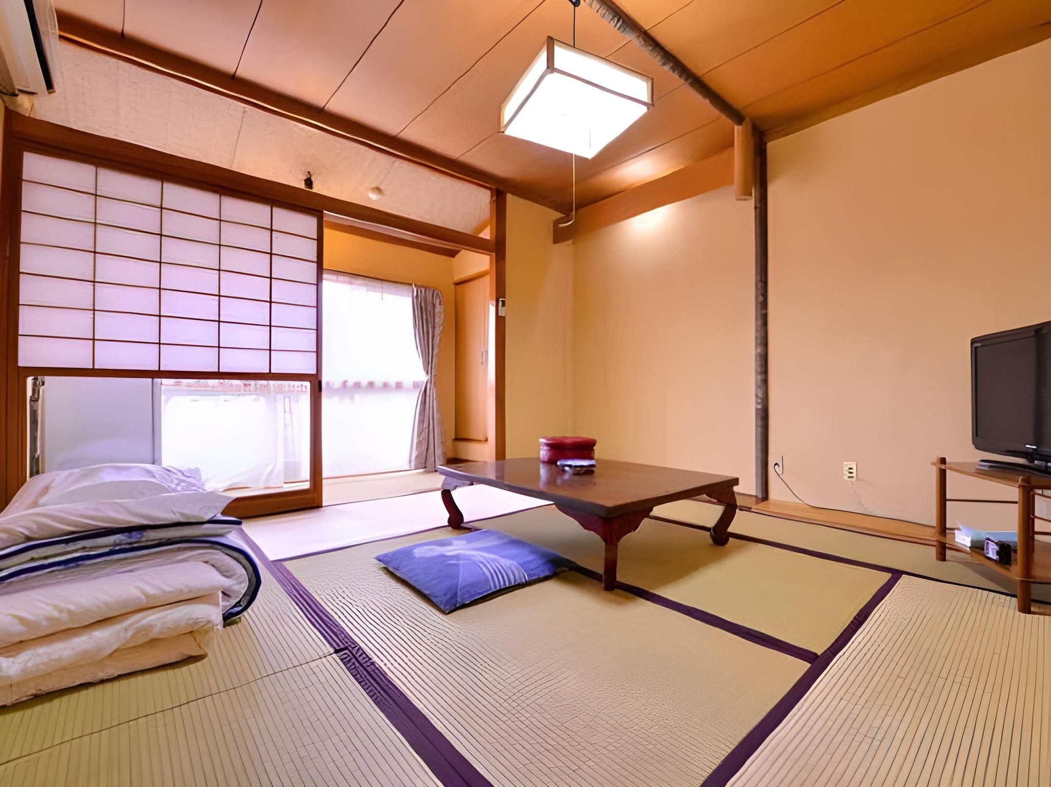 Japanese Style Room Smoking