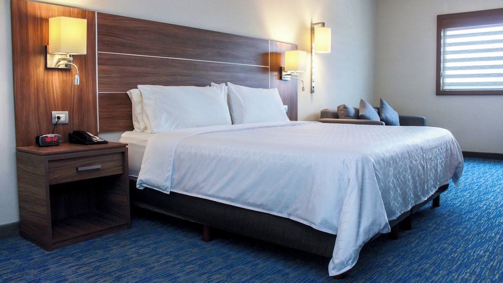 Suite, 1 King Bed