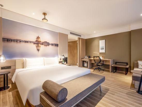 Jimu Double Room with City View