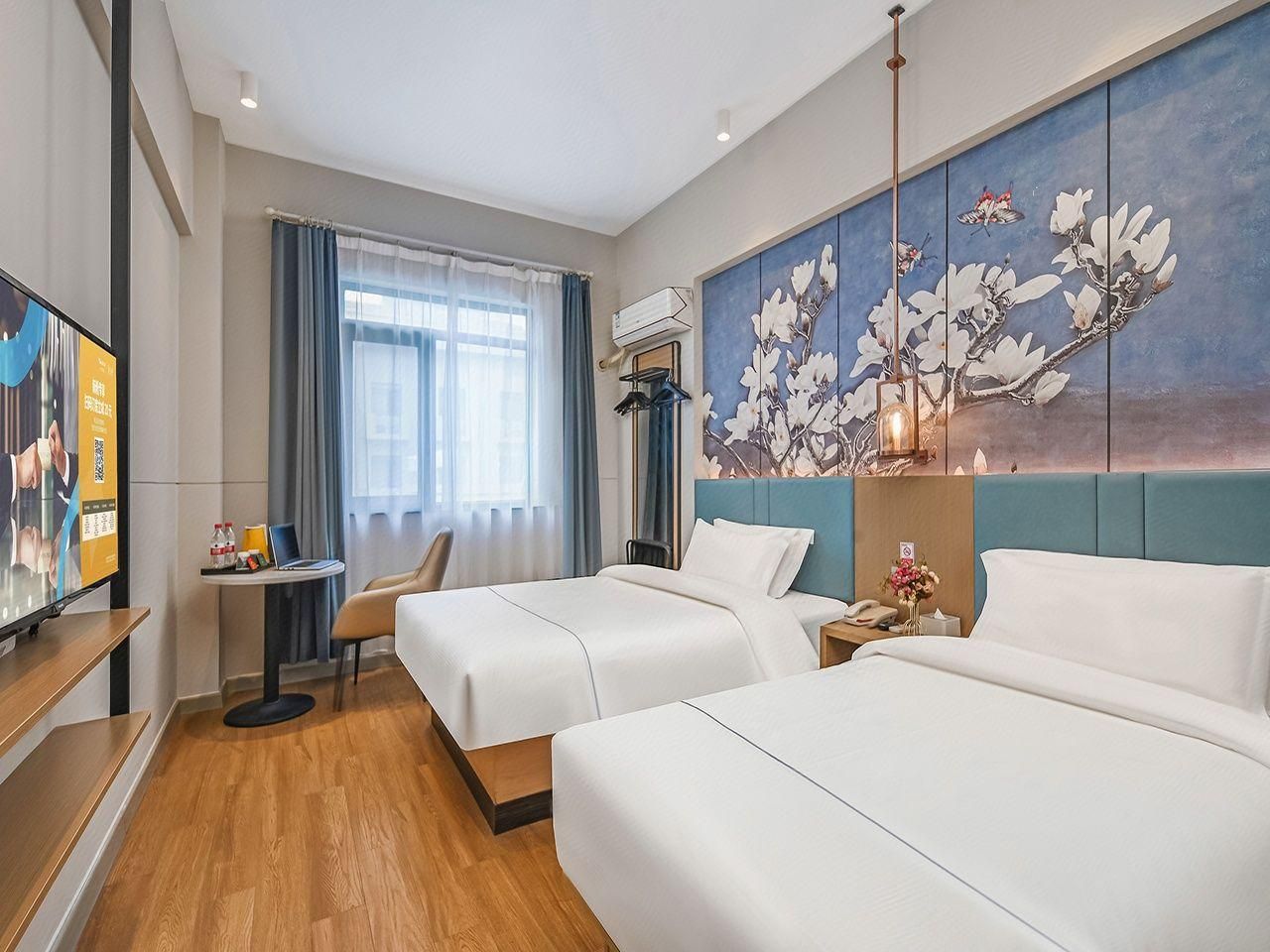WH - Superior Bed Room