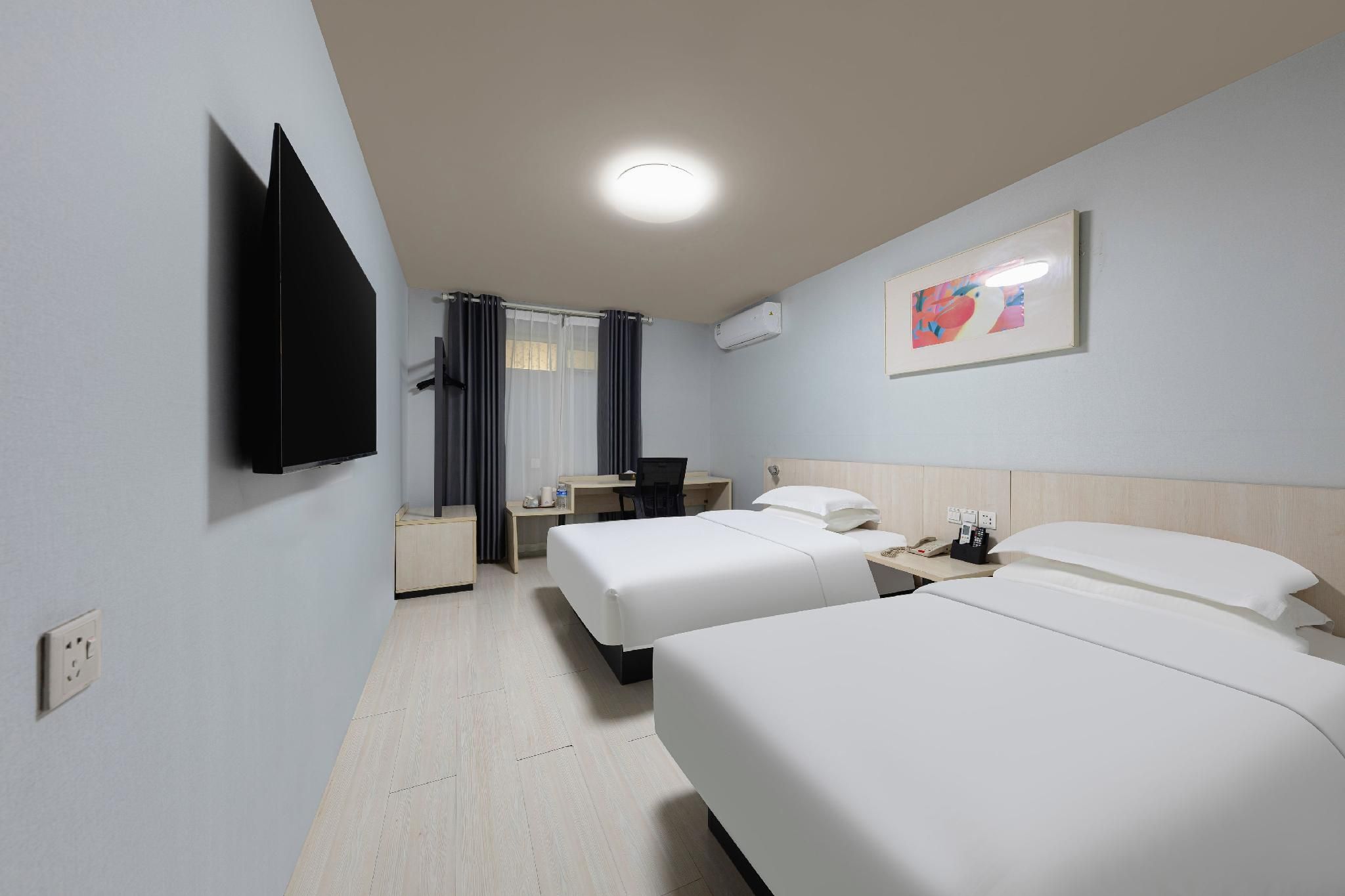 WH - Standard Room