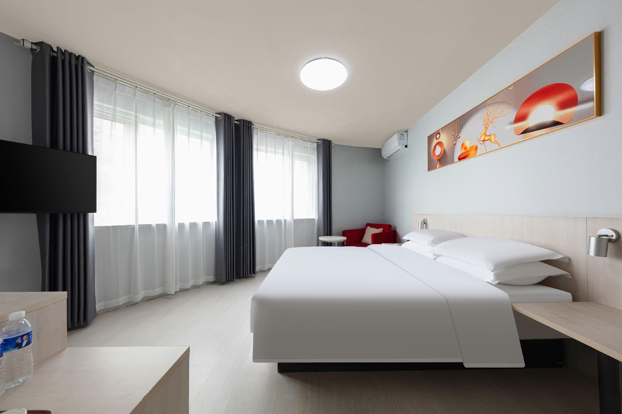 WH - Superior Bed Room
