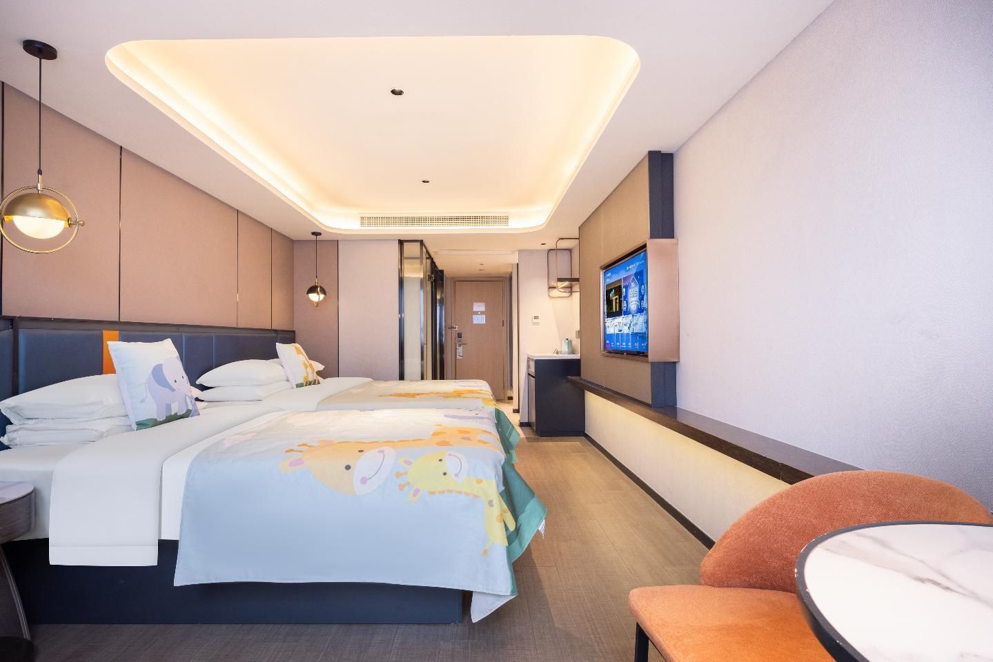 Dossen - Family Room