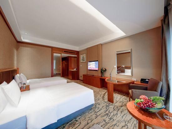 Twin Superior Room