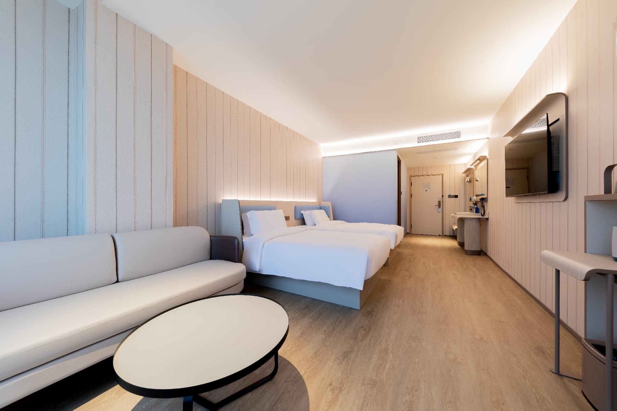 Twin Business Room