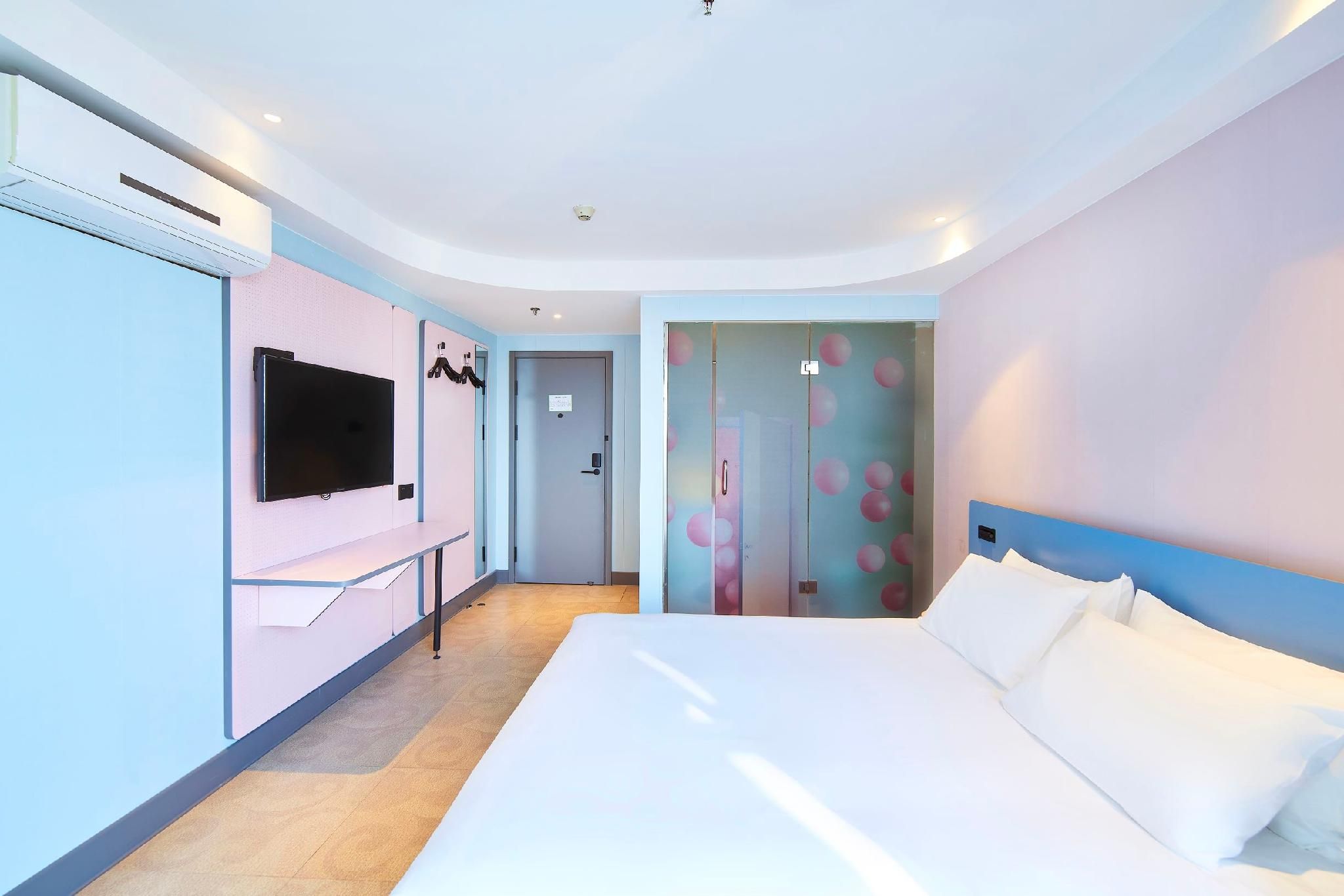 Huazhu - Feature Superior 1 Bed Room