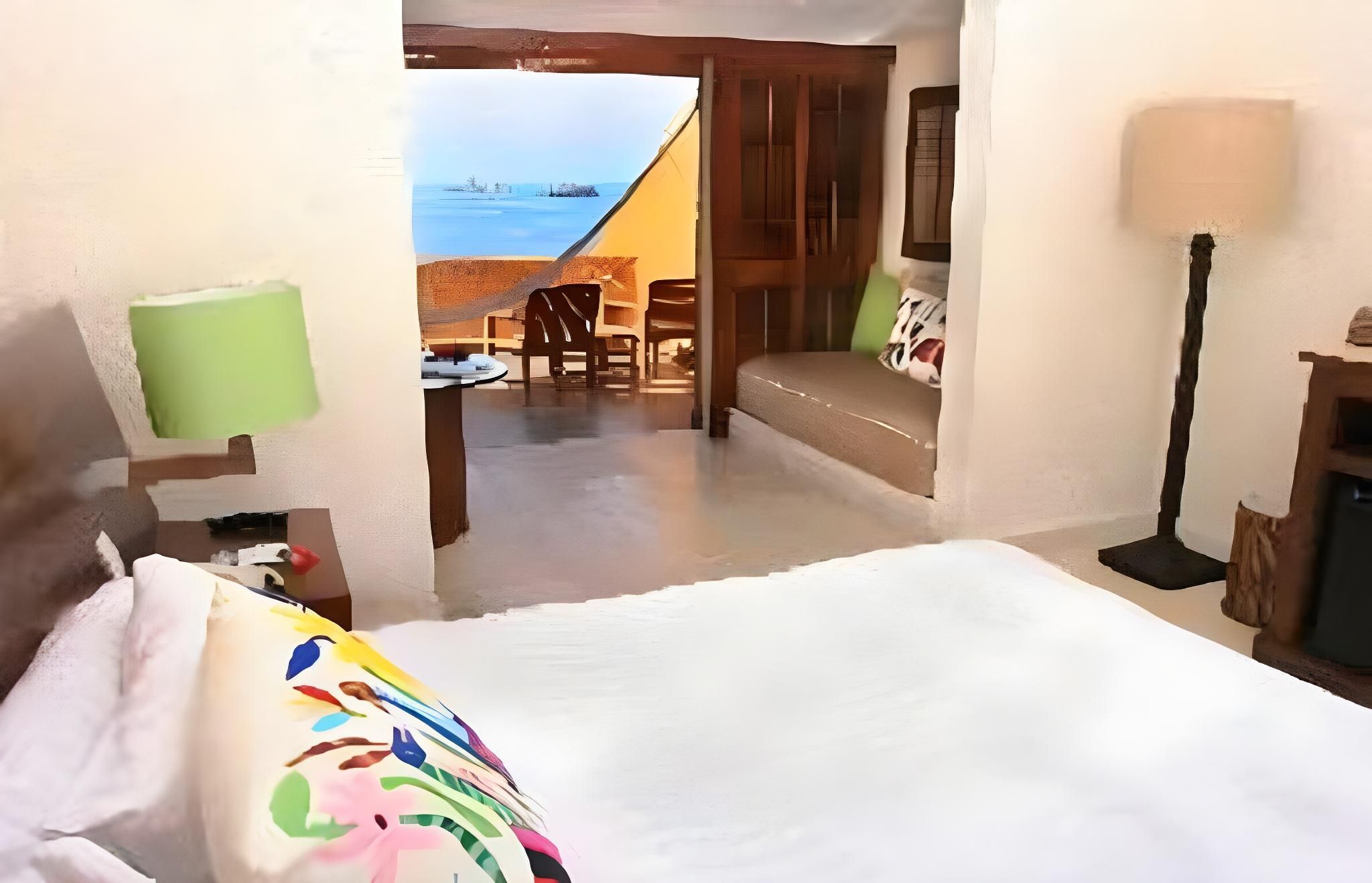 Deluxe Grand Room - Buffet Breakfast