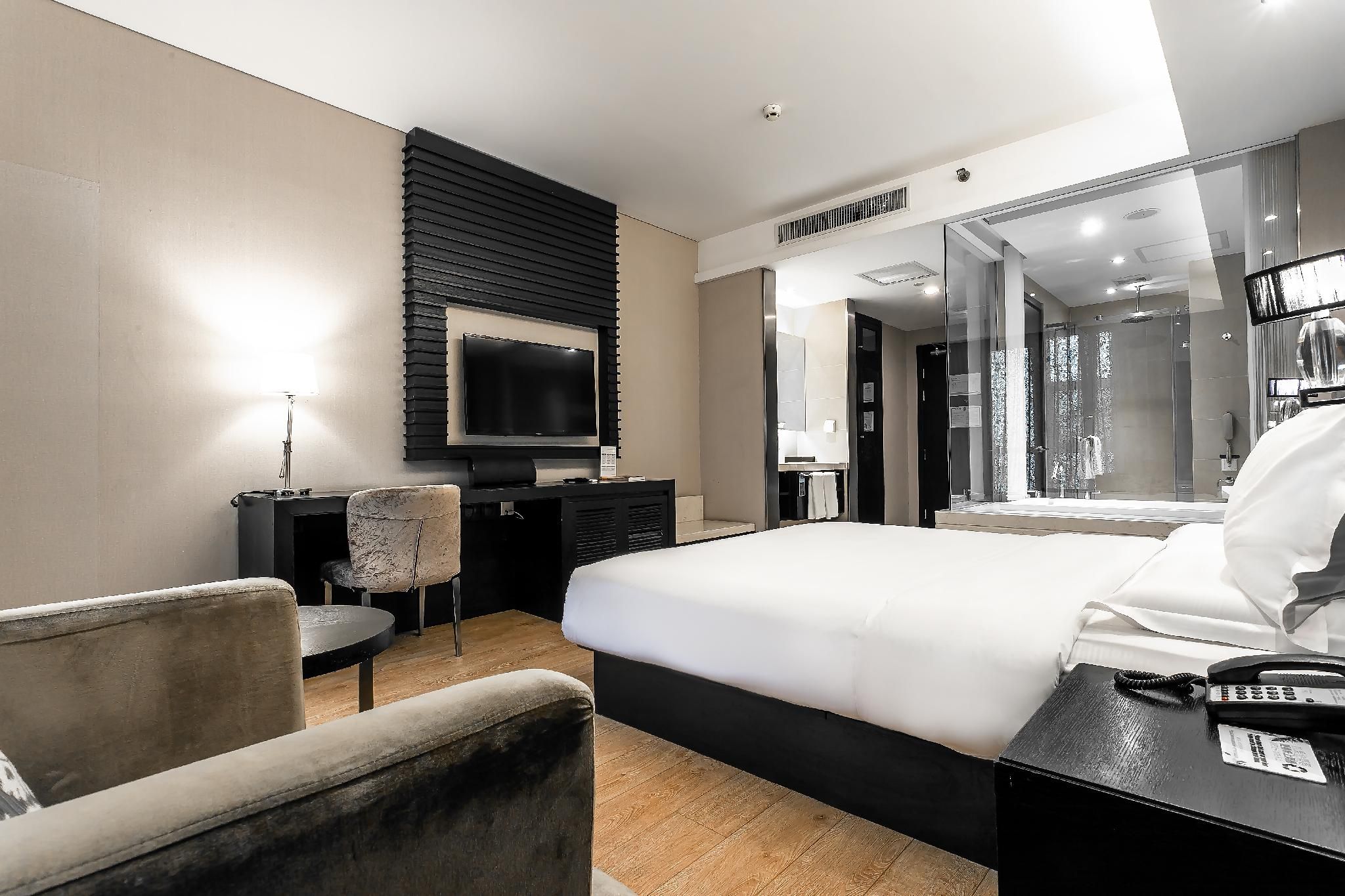 Huazhu - Deluxe Bed Room