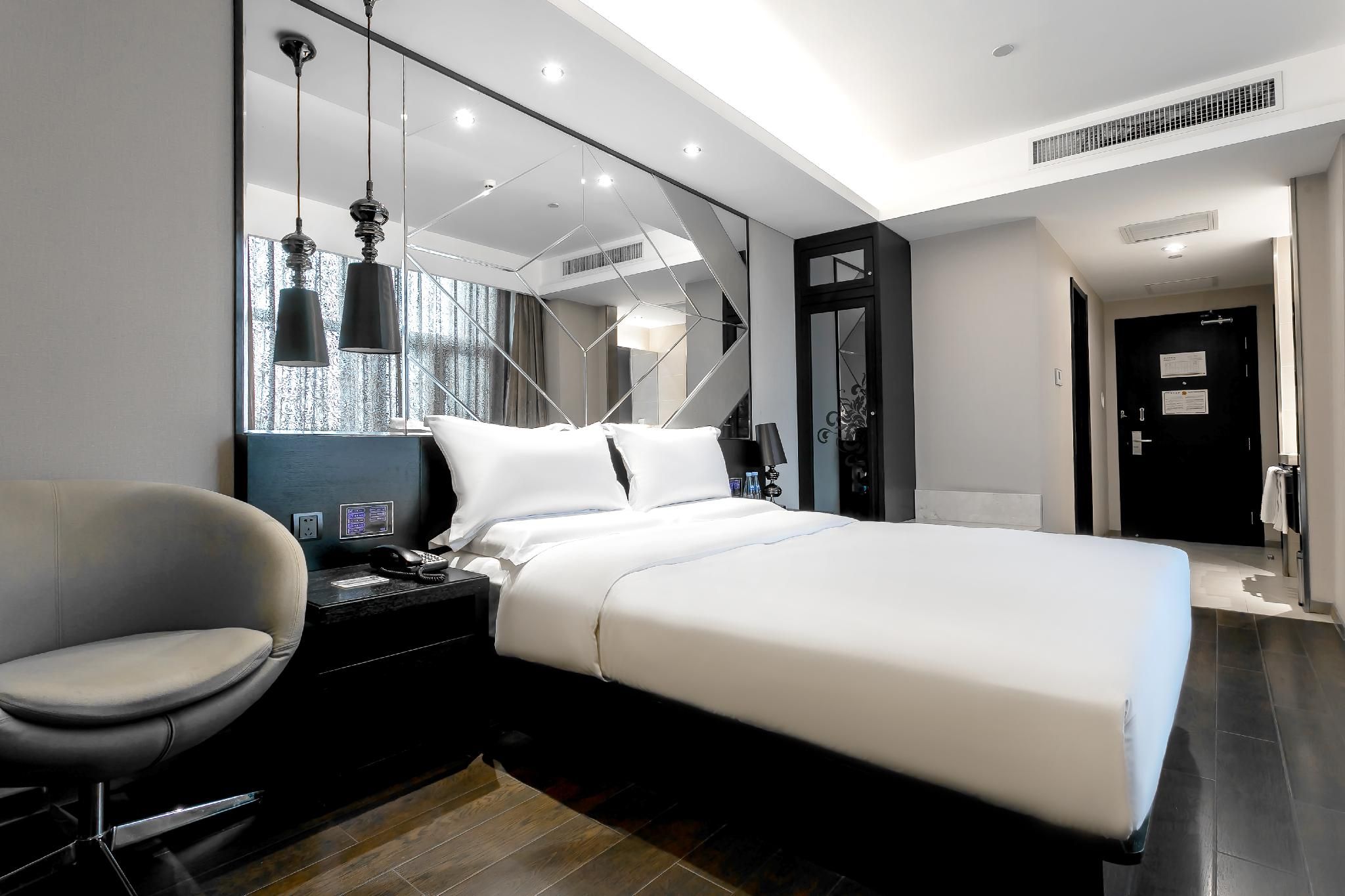 Huazhu - Superior BedRoom