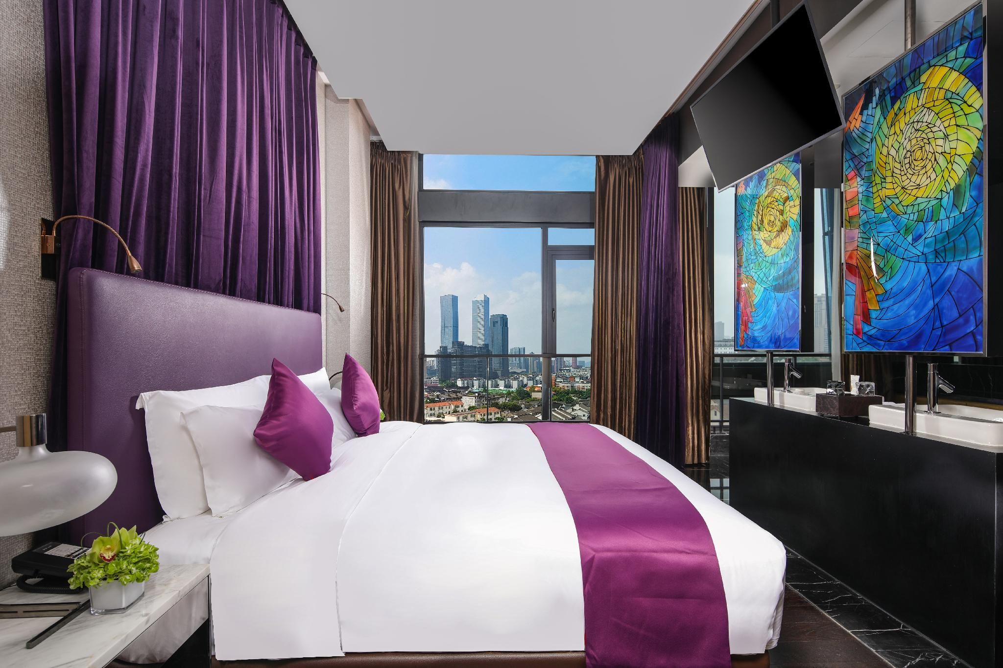 Deluxe Suite Room - Non-Smoking