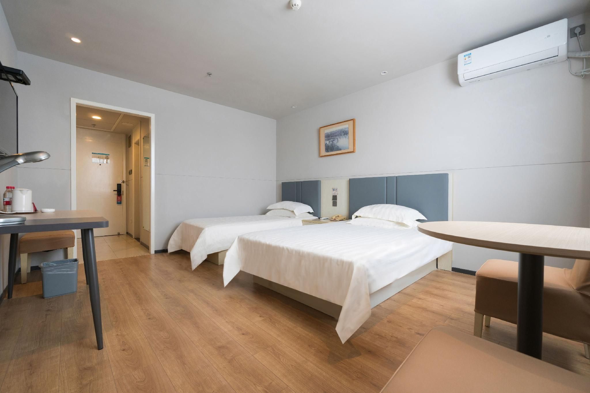 WH - Standard Daxiao Twin Room, River View