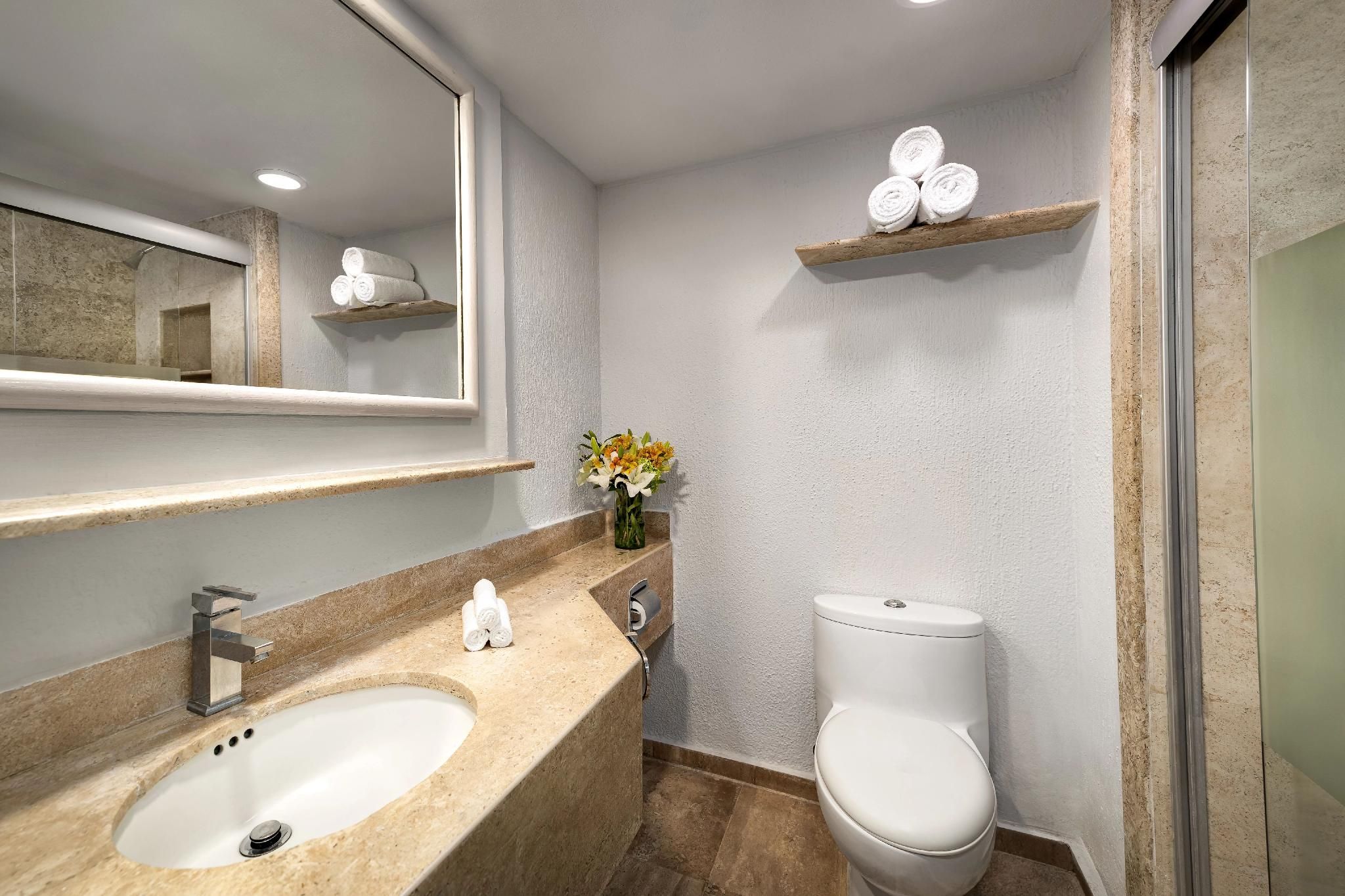 Deluxe Double Partial Ocean View - All Inclusive