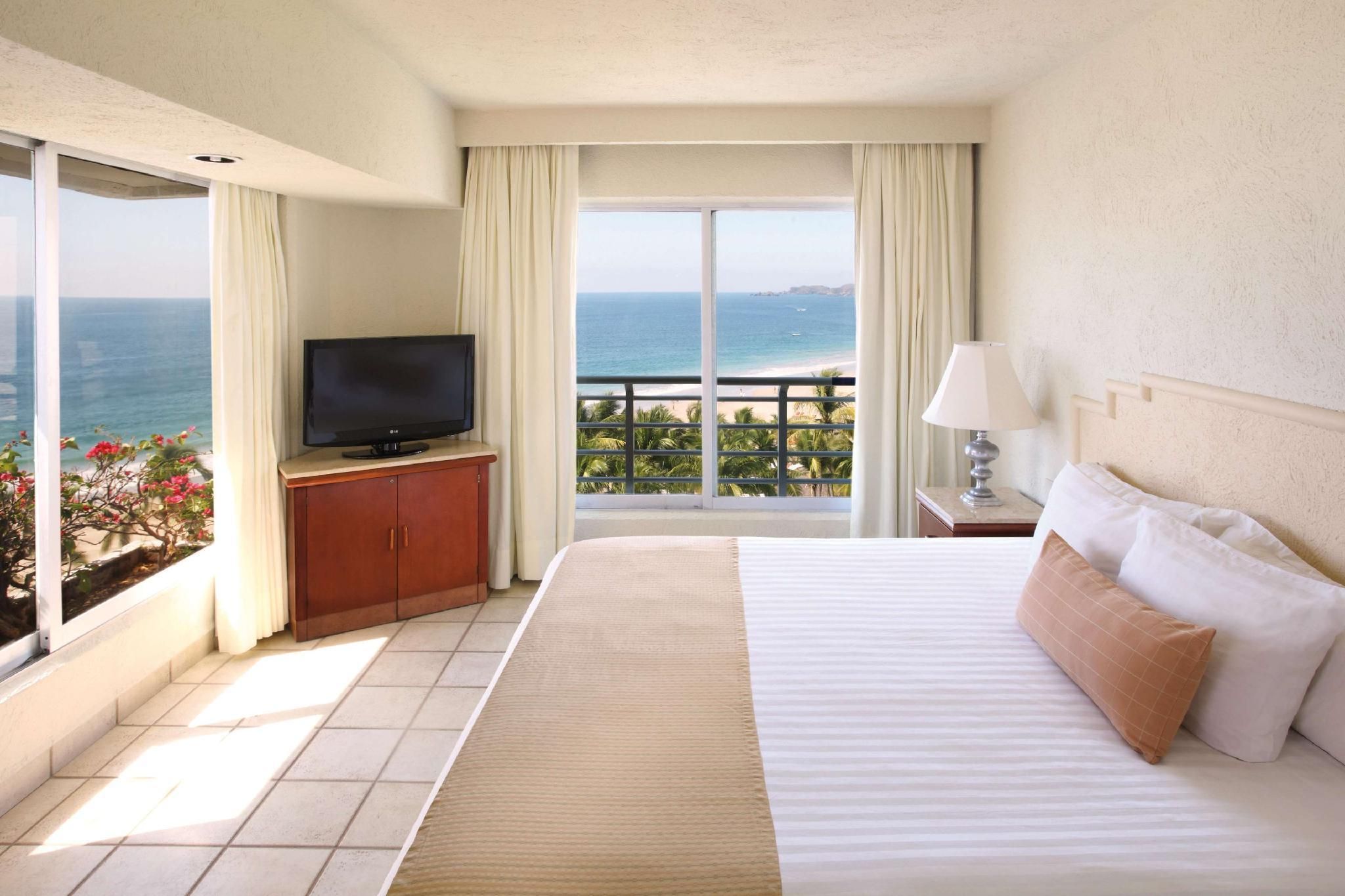 Superior Ocean View King Room